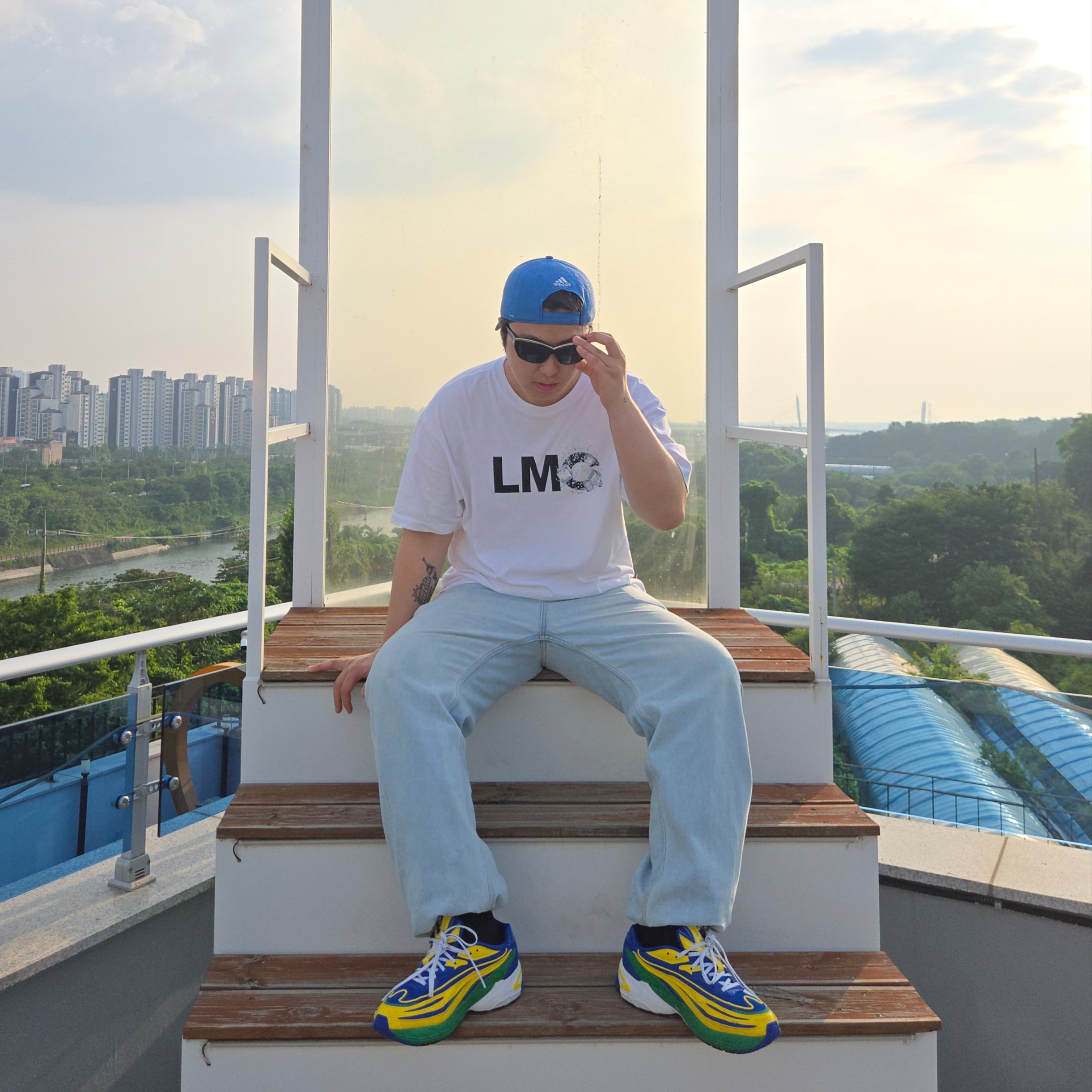 Adidas x BAPE Orketro Green Power Blue 착용 스타일 - 1
