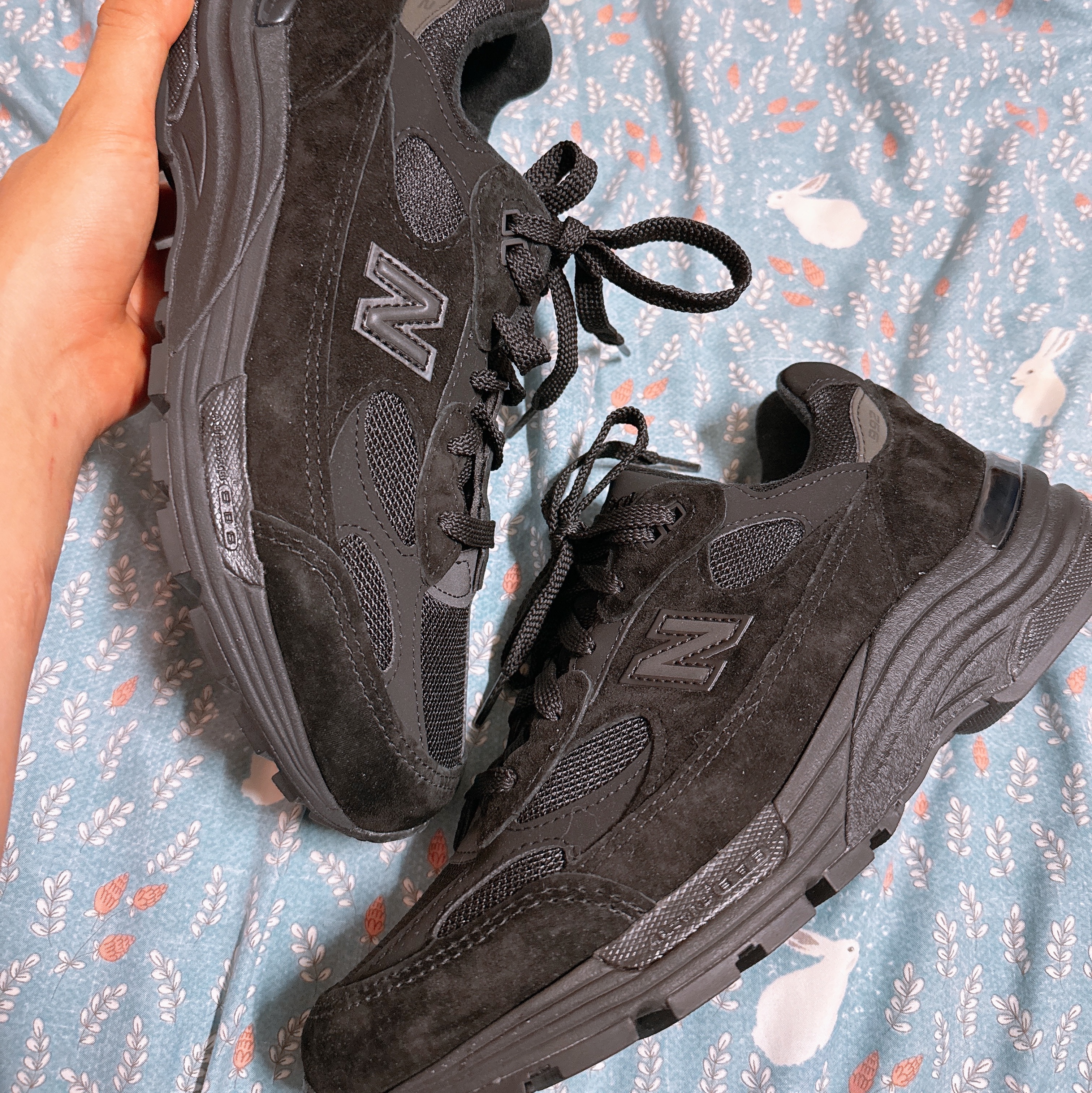 New Balance 992 Made in USA Core Black 착용 스타일