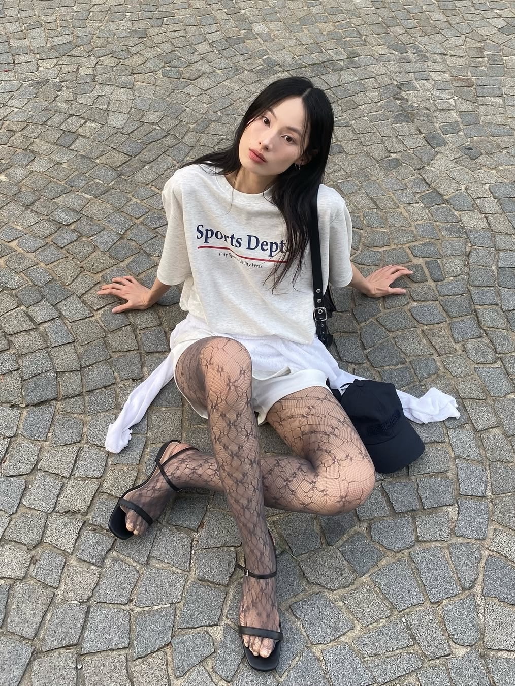 Sports Dept Line Logo T-shirt Oatmeal 착용 스타일 - 5