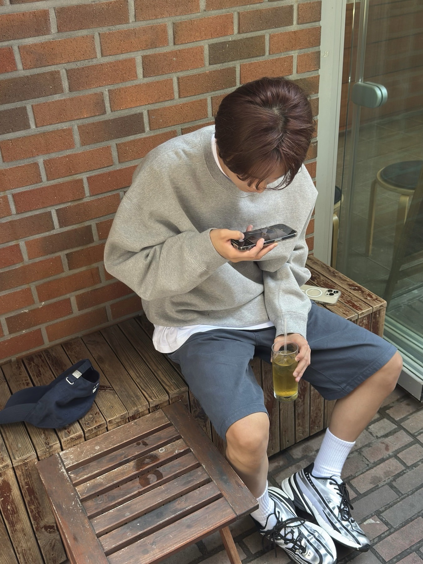 Nike NRG Solo Swoosh Crew Fleece Dark Grey Heather - Asia 착용 스타일 - 4