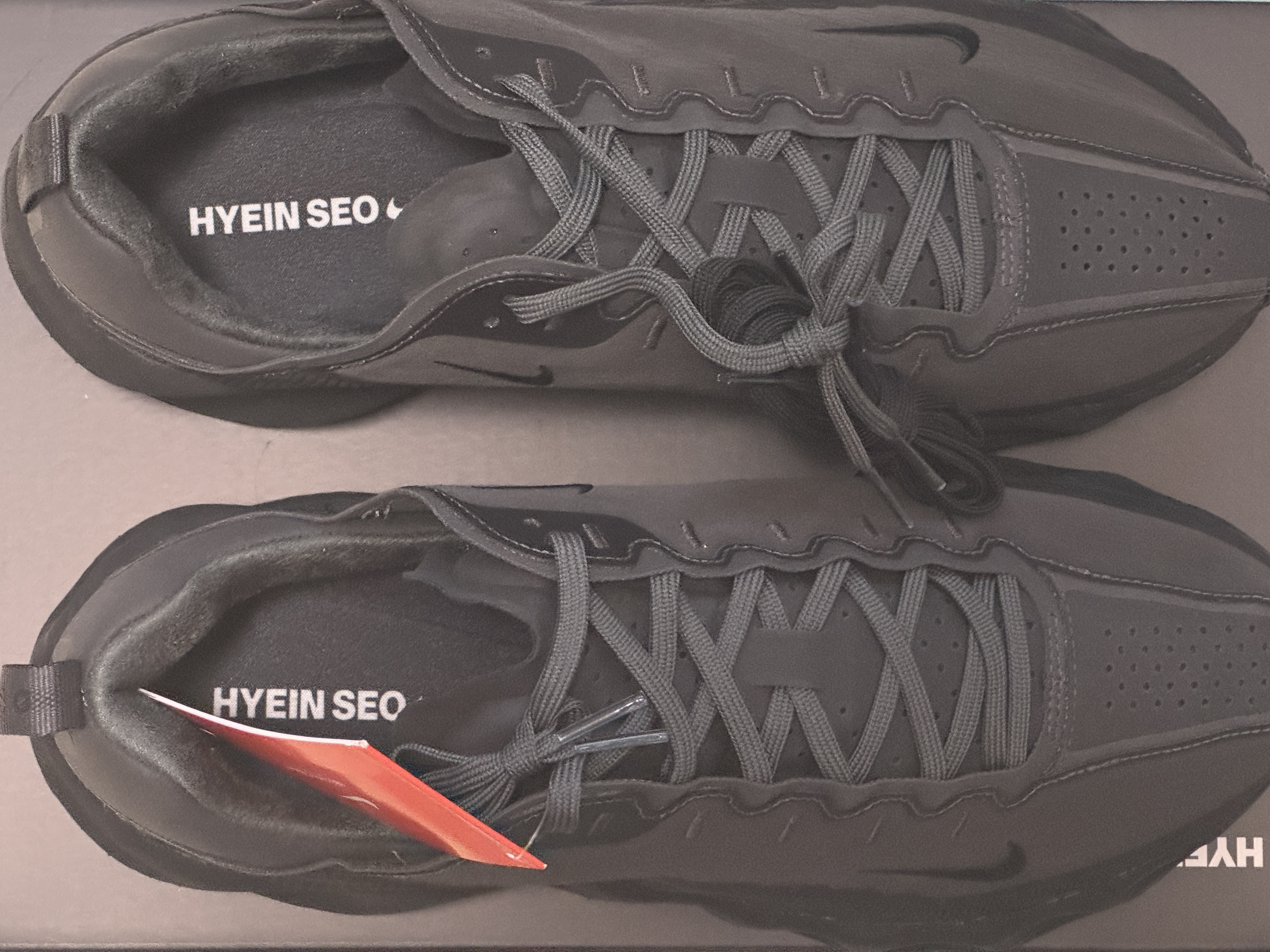 Nike x Hyein Seo Ava Rover Black 착용 스타일