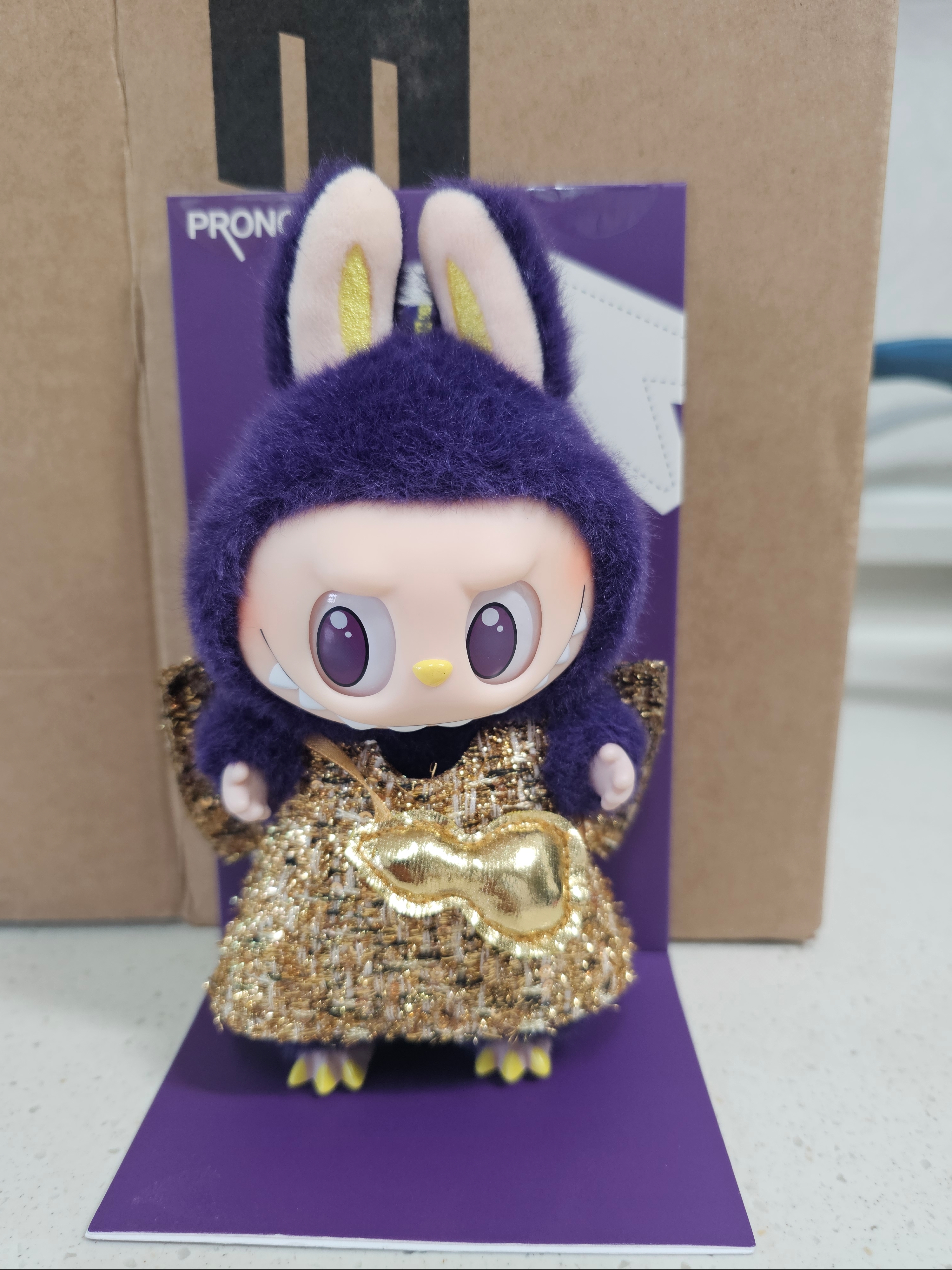 Pop Mart Labubu x Pronounce Lucky Fairy Toy Keyring 착용 스타일 - 2