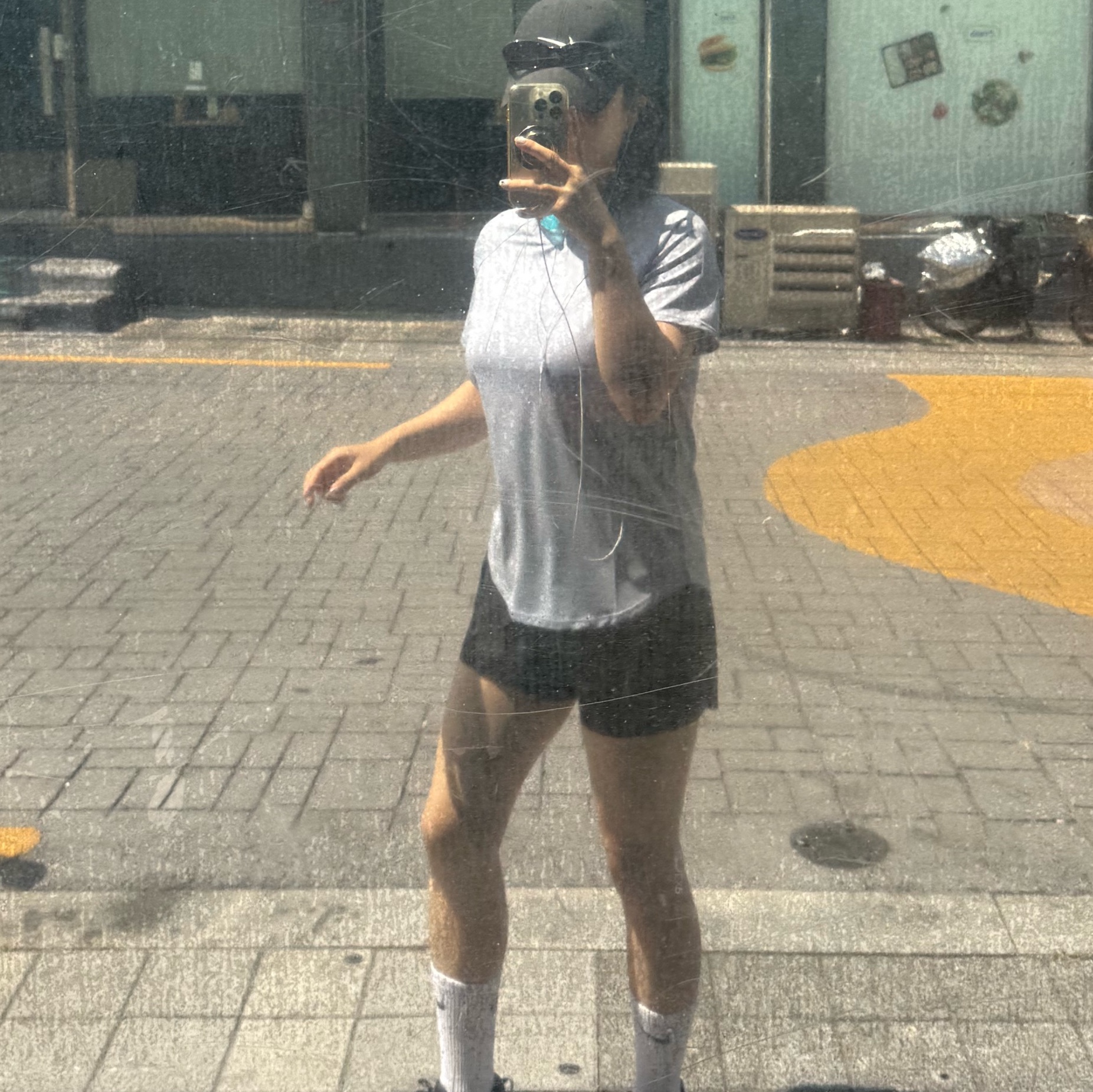(W) Nike One Dri-Fit Mid Rise 3 Inch 2-In-1 Shorts Black - Asia 착용 스타일 - 1
