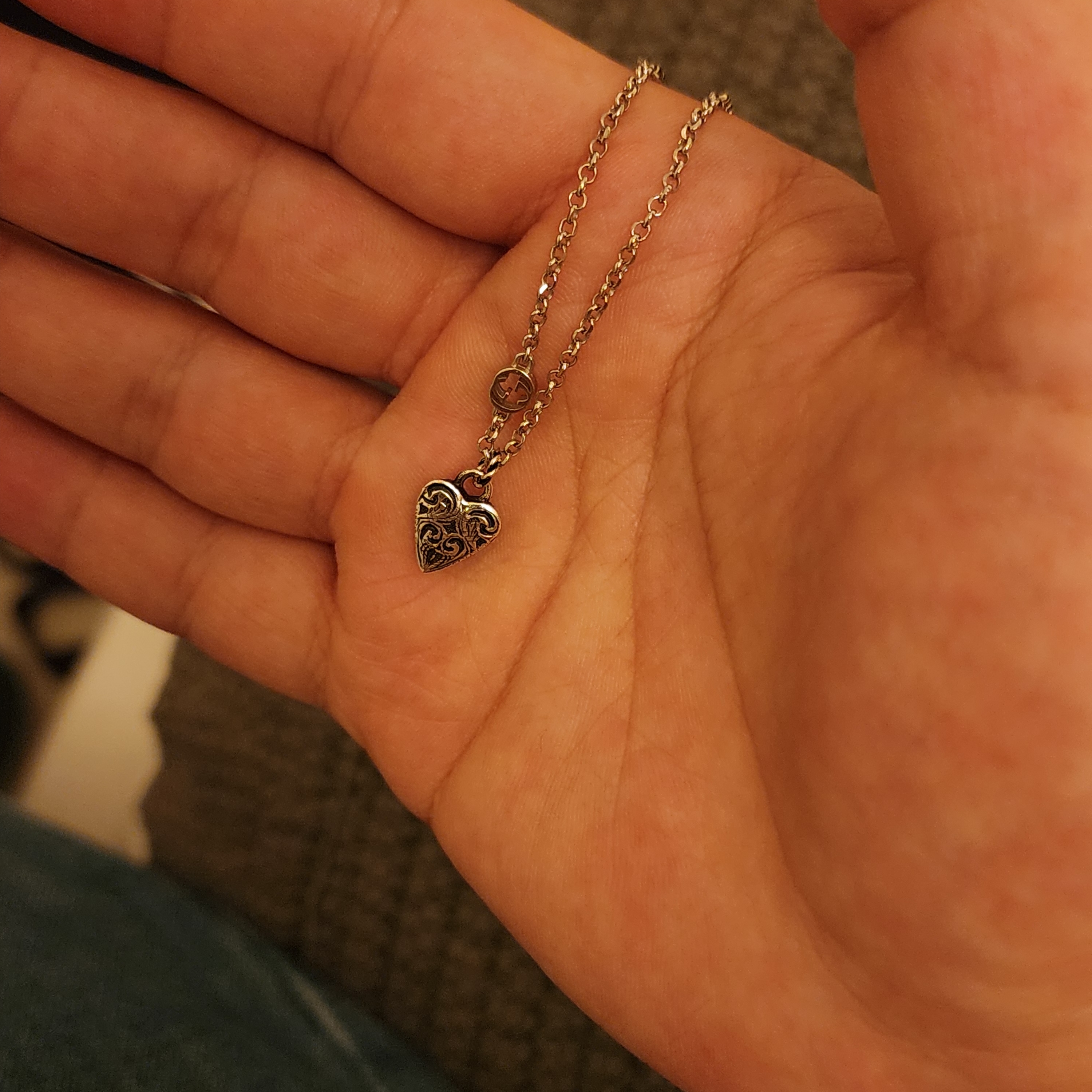 Gucci Heart Pendant Bracelet Silver 착용 스타일 - 2