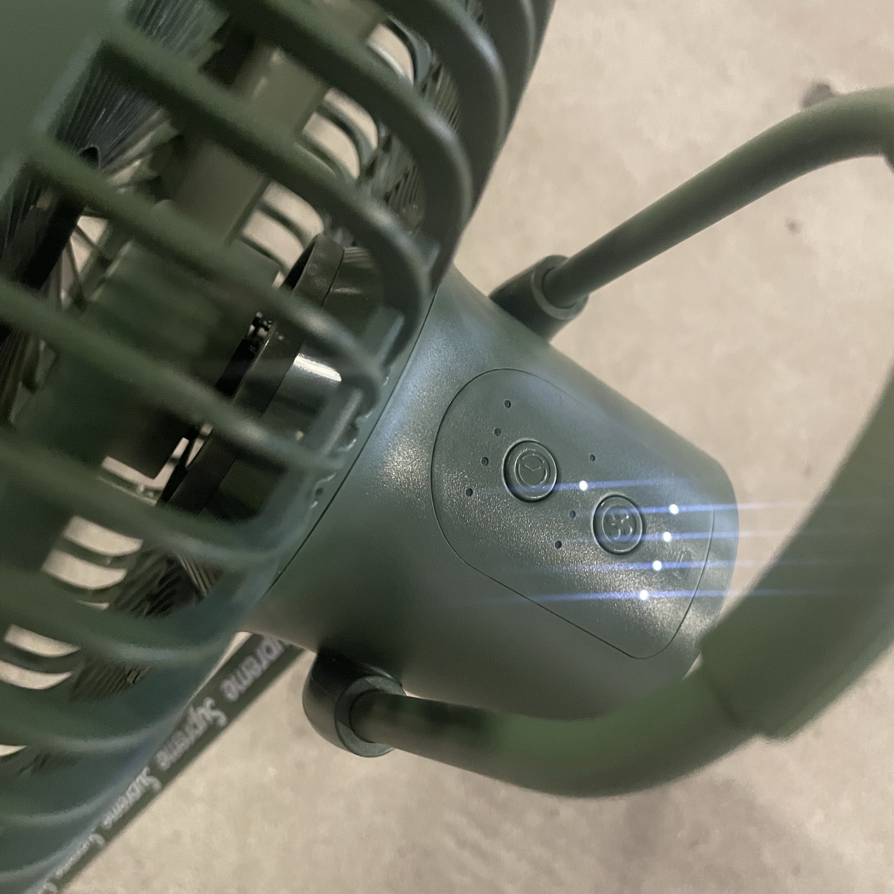 Supreme x Cargo Container Electric Fan Olive - 23FW 착용 스타일 - 2