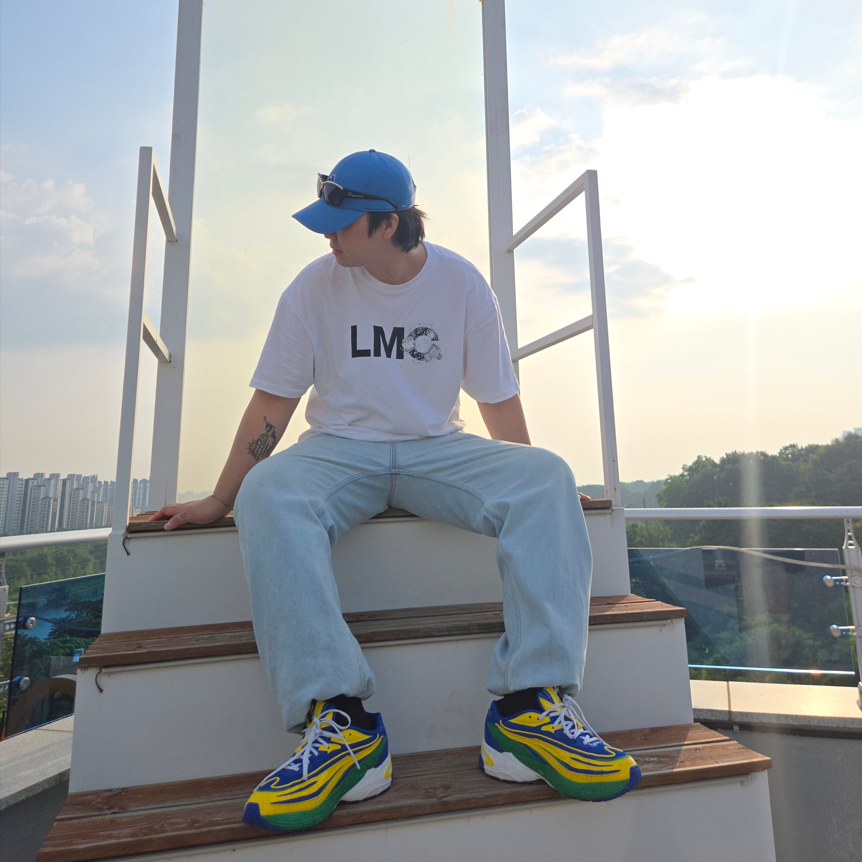 Adidas x BAPE Orketro Green Power Blue 착용 스타일 - 6