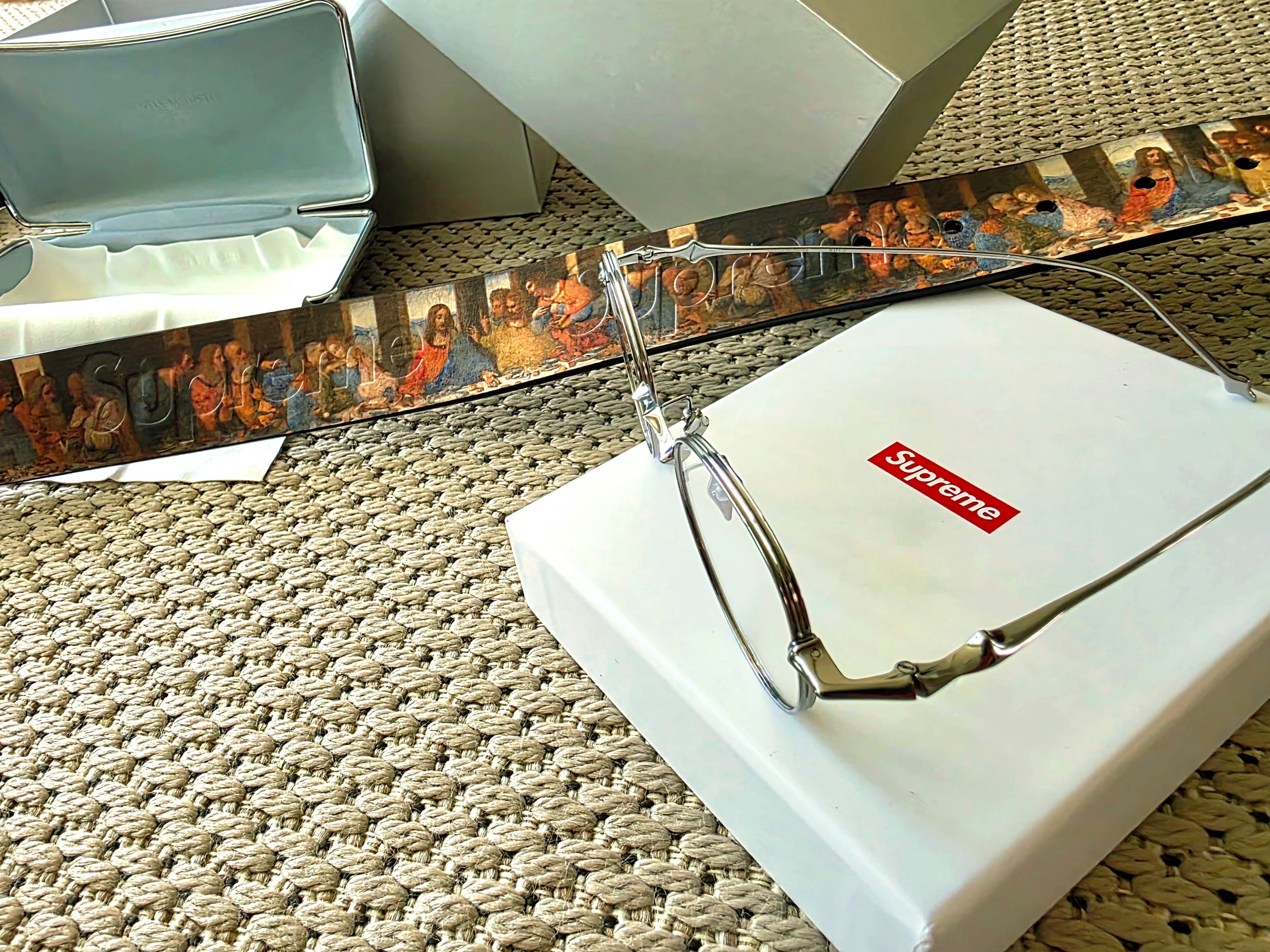 Supreme Last Supper Leather Belt Multicolor - 25SS, Gentle Monster Ep 02 Silver 착용 스타일 - 2