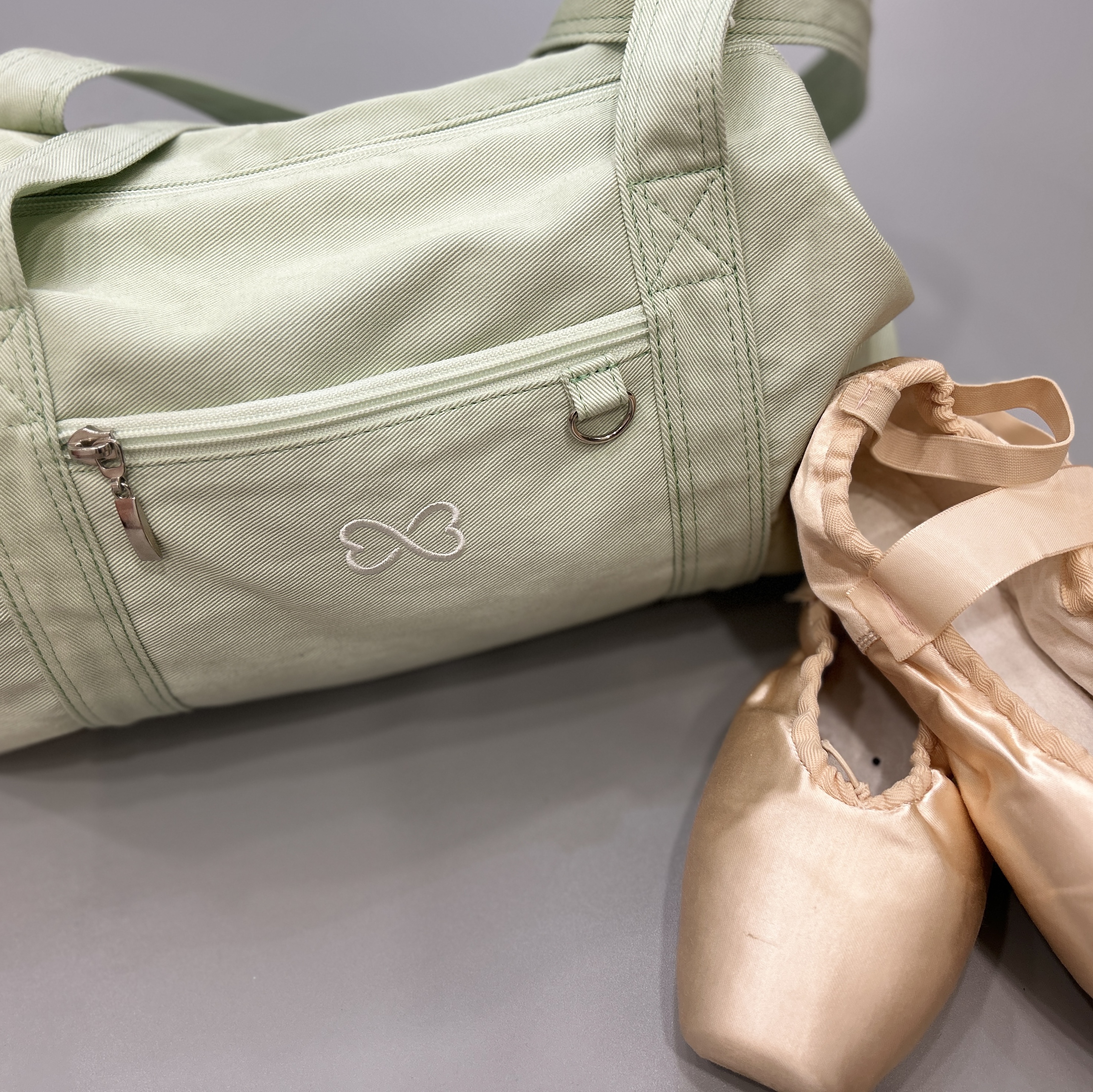 Isummerly Eternal Love Bag Green 착용 스타일