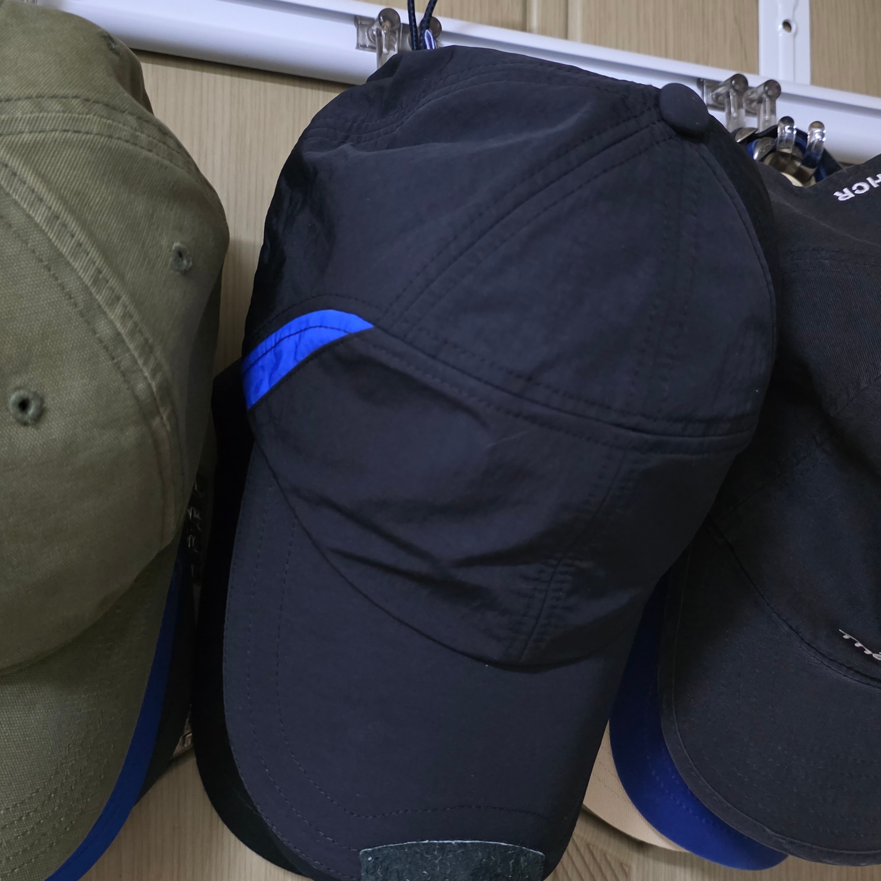 Converse x Ader Error 6 Panel Cap Black 착용 스타일 - 3