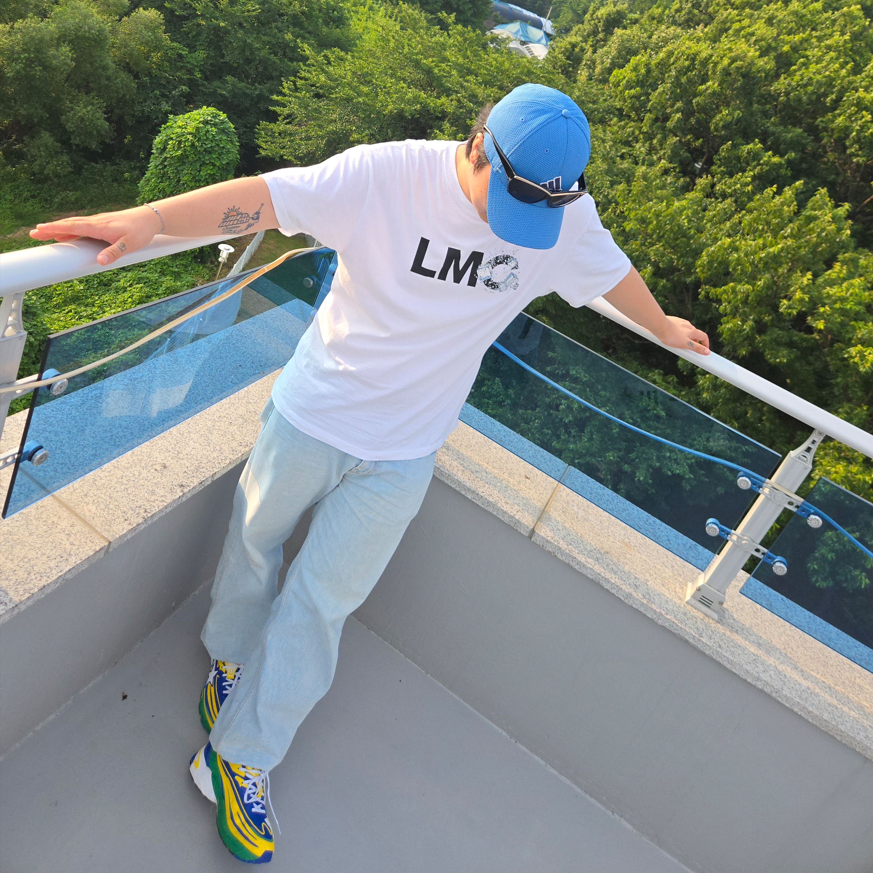 Adidas x BAPE Orketro Green Power Blue 착용 스타일 - 7