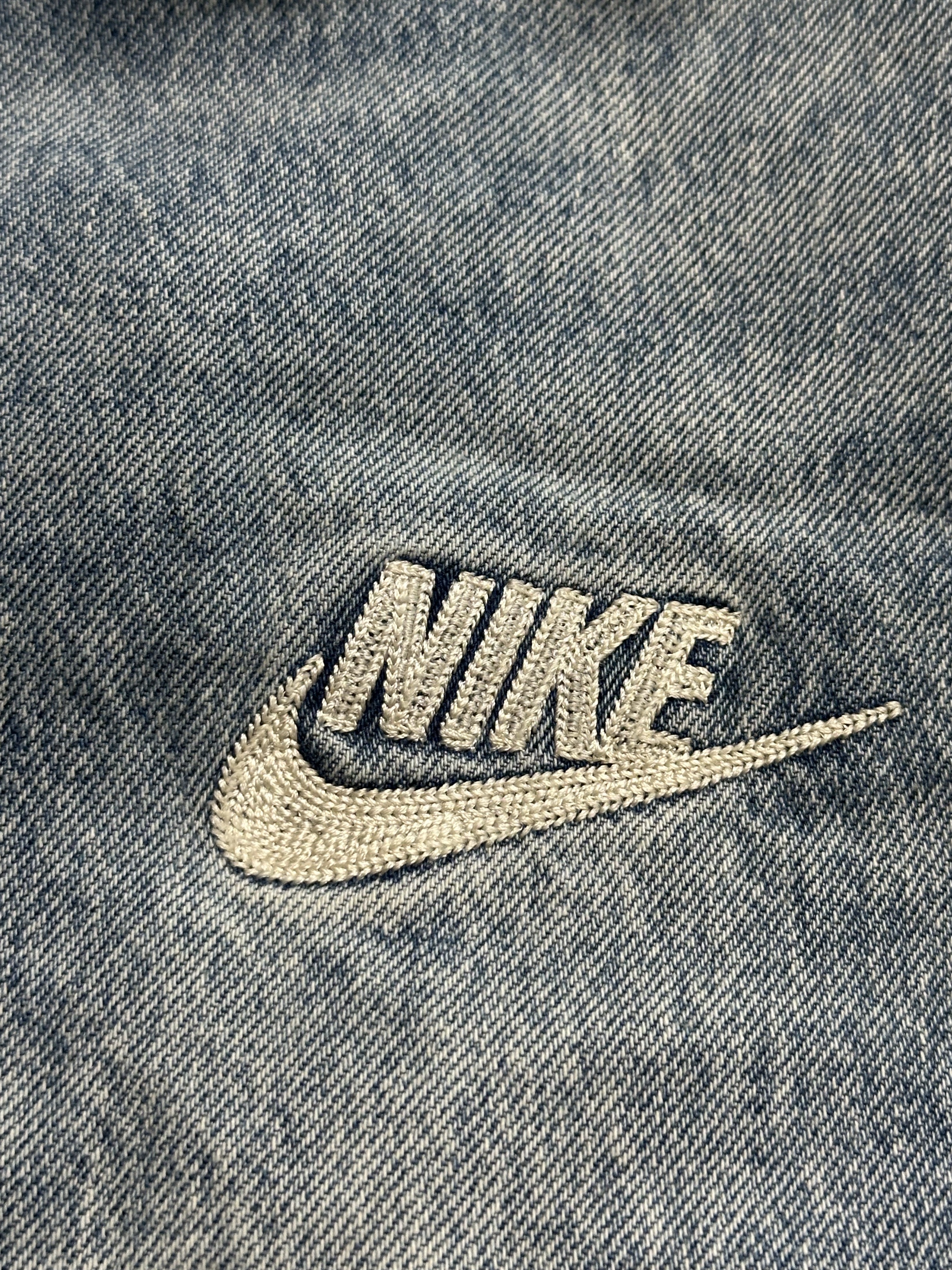 Levi's x Nike Baggy Jeans Light Blue 착용 스타일 - 2