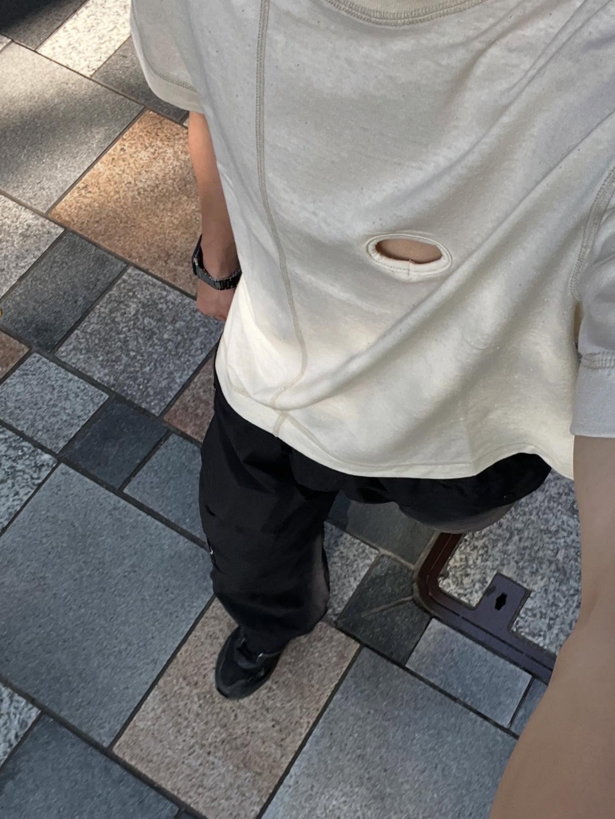 [KREAM 단독] Jian Ye Oneeye T Gray - 25SS 착용 스타일