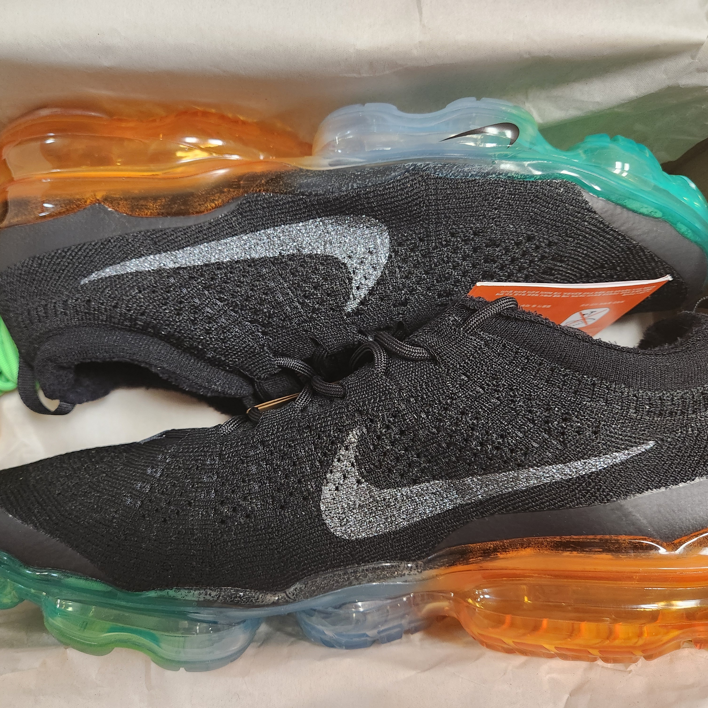 Nike Air Vapormax 2023 Flyknit Black Green Strike 착용 스타일 - 1