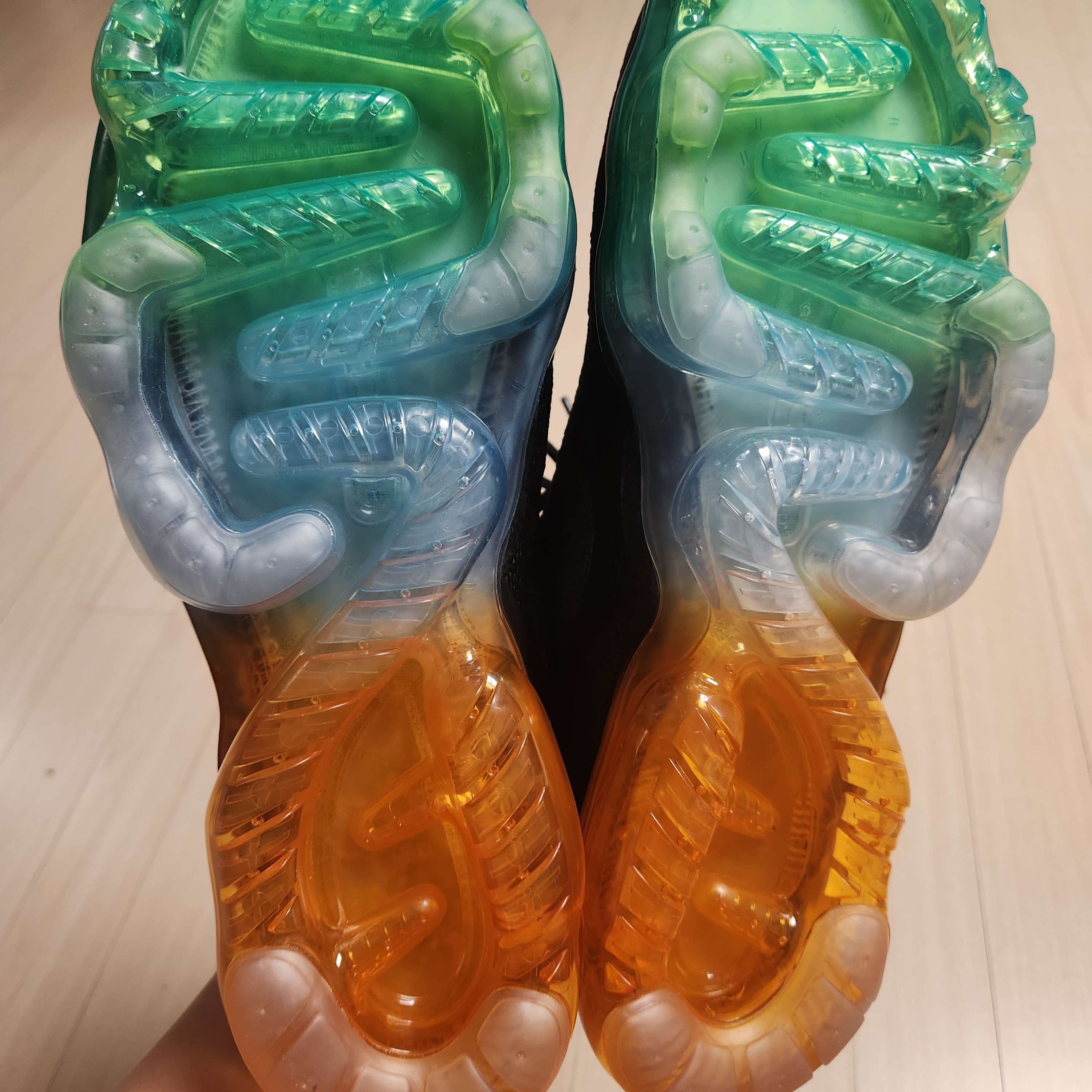 Nike Air Vapormax 2023 Flyknit Black Green Strike 착용 스타일 - 2