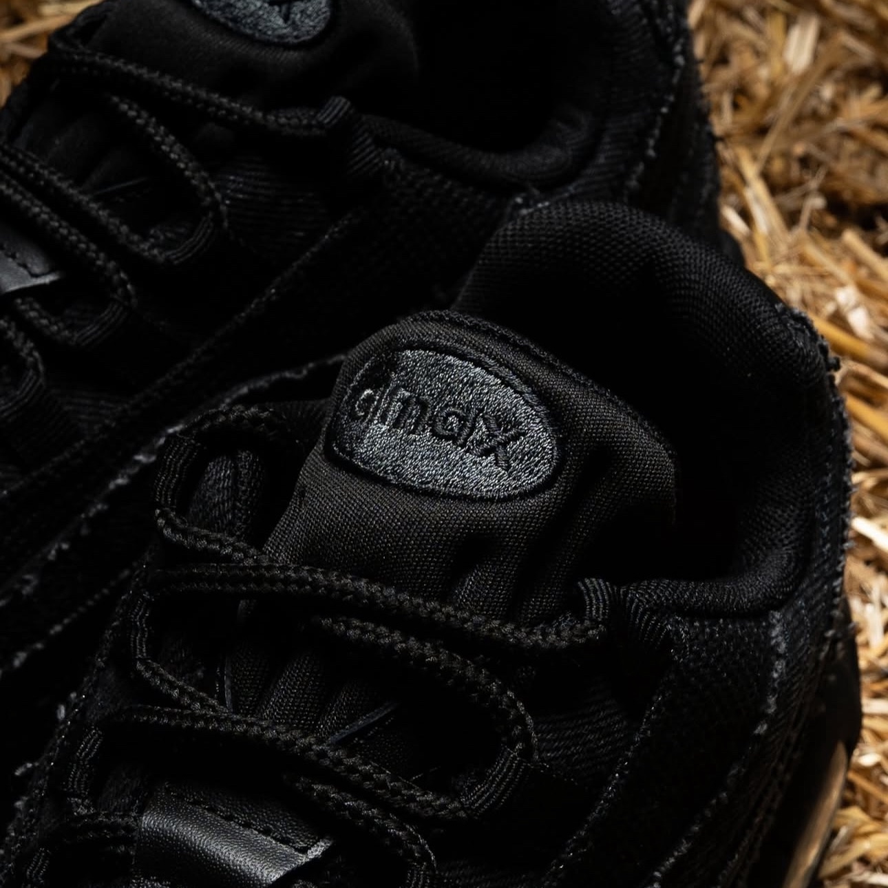Nike x Levi's Air Max 95 Black 착용 스타일 - 7