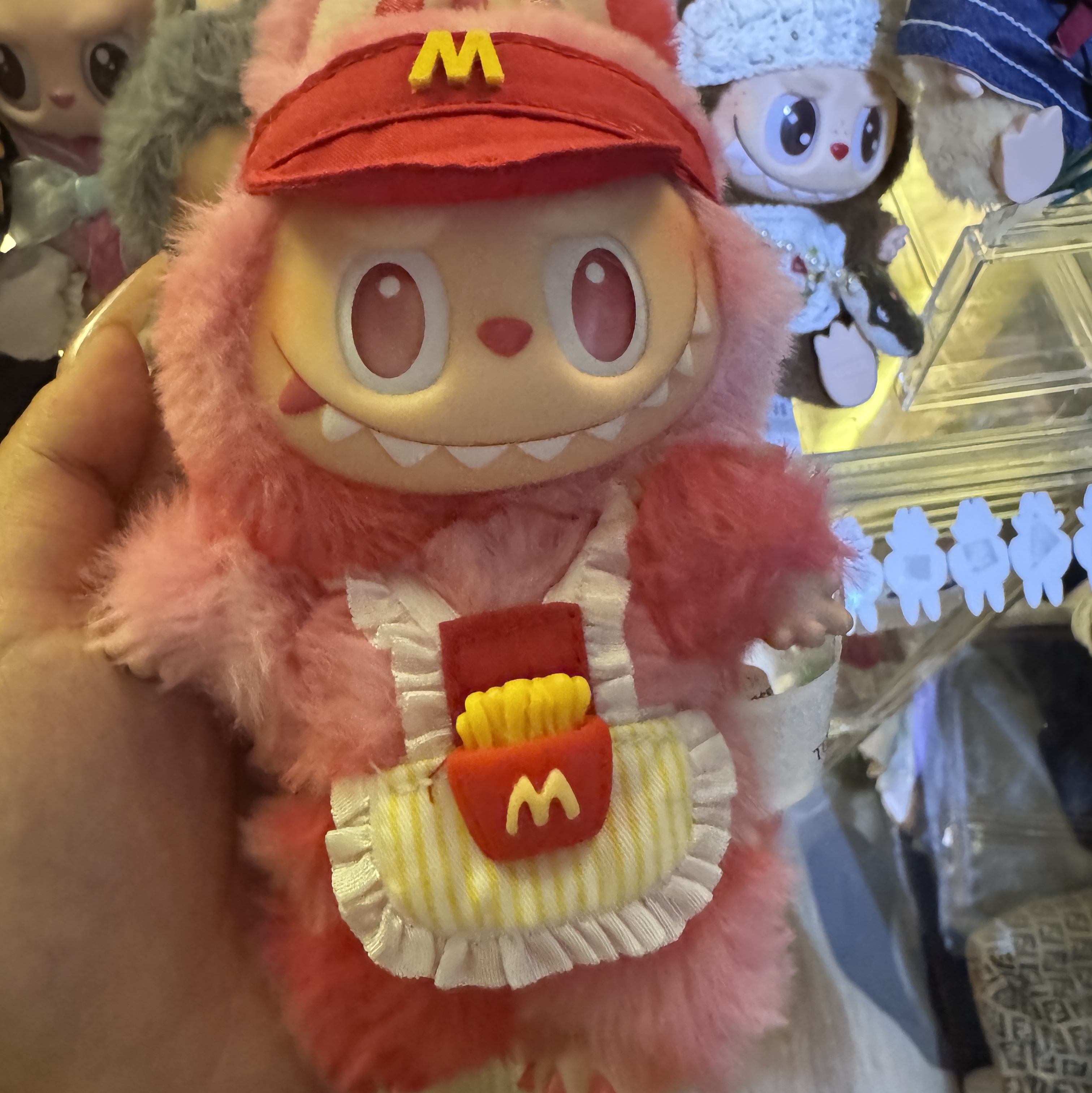 Pop Mart Labubu The Monsters Highlight Series Love Keyring (Opened Case) 착용 스타일