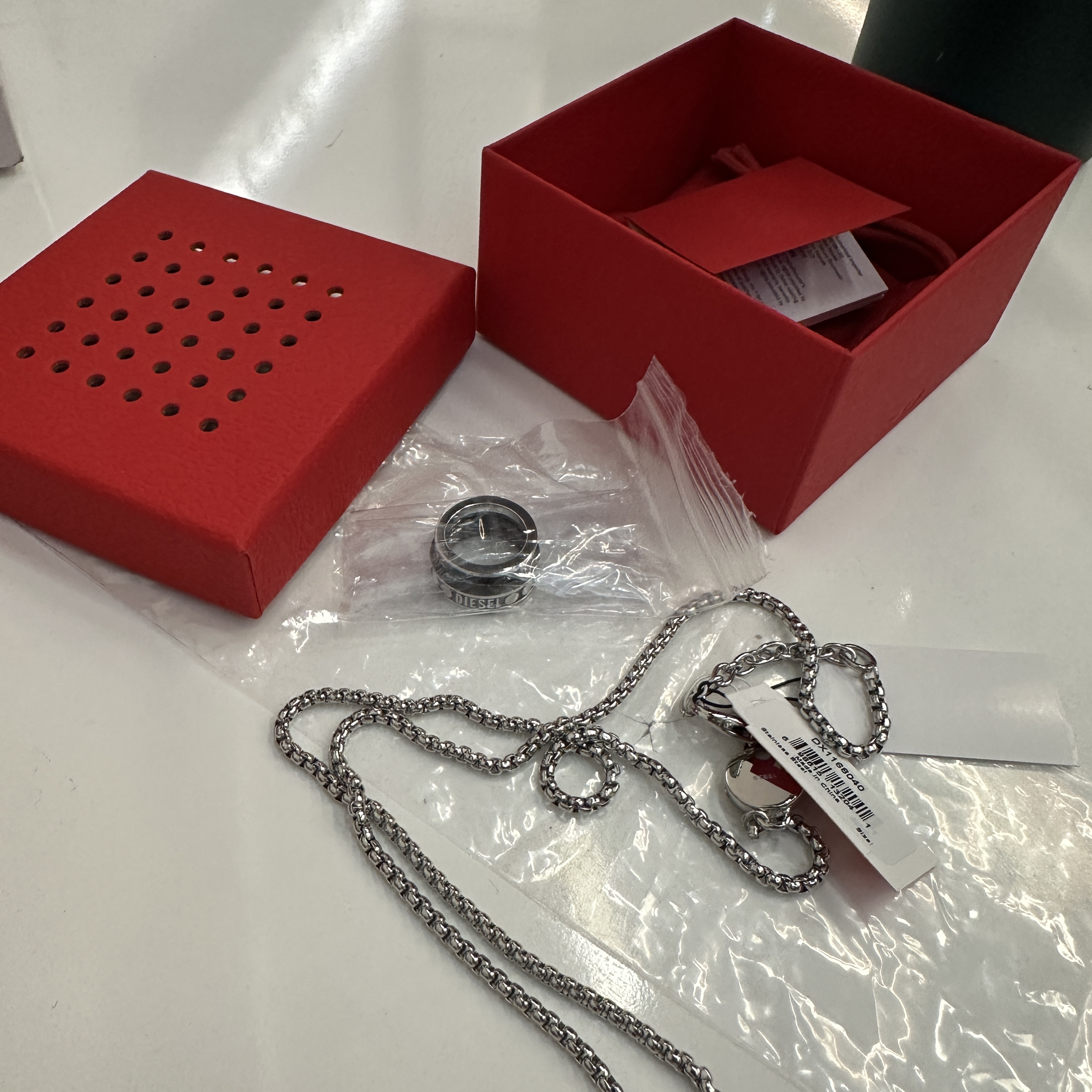 Diesel Dx1168040 Stainless Steel Double Pendant Necklace Silver 착용 스타일 - 1