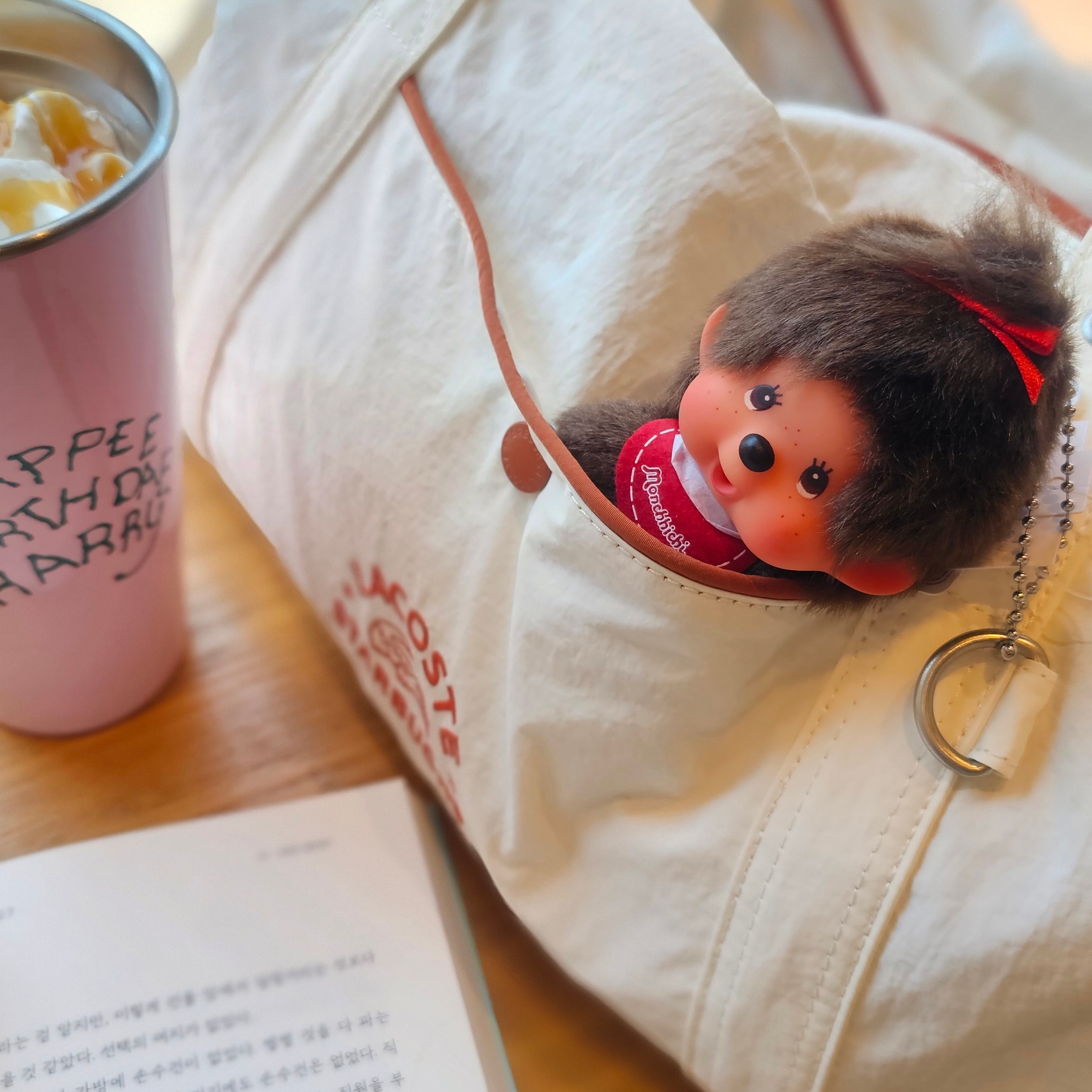 Monchhichi Bighead SS Girl Key Chain Brown 착용 스타일