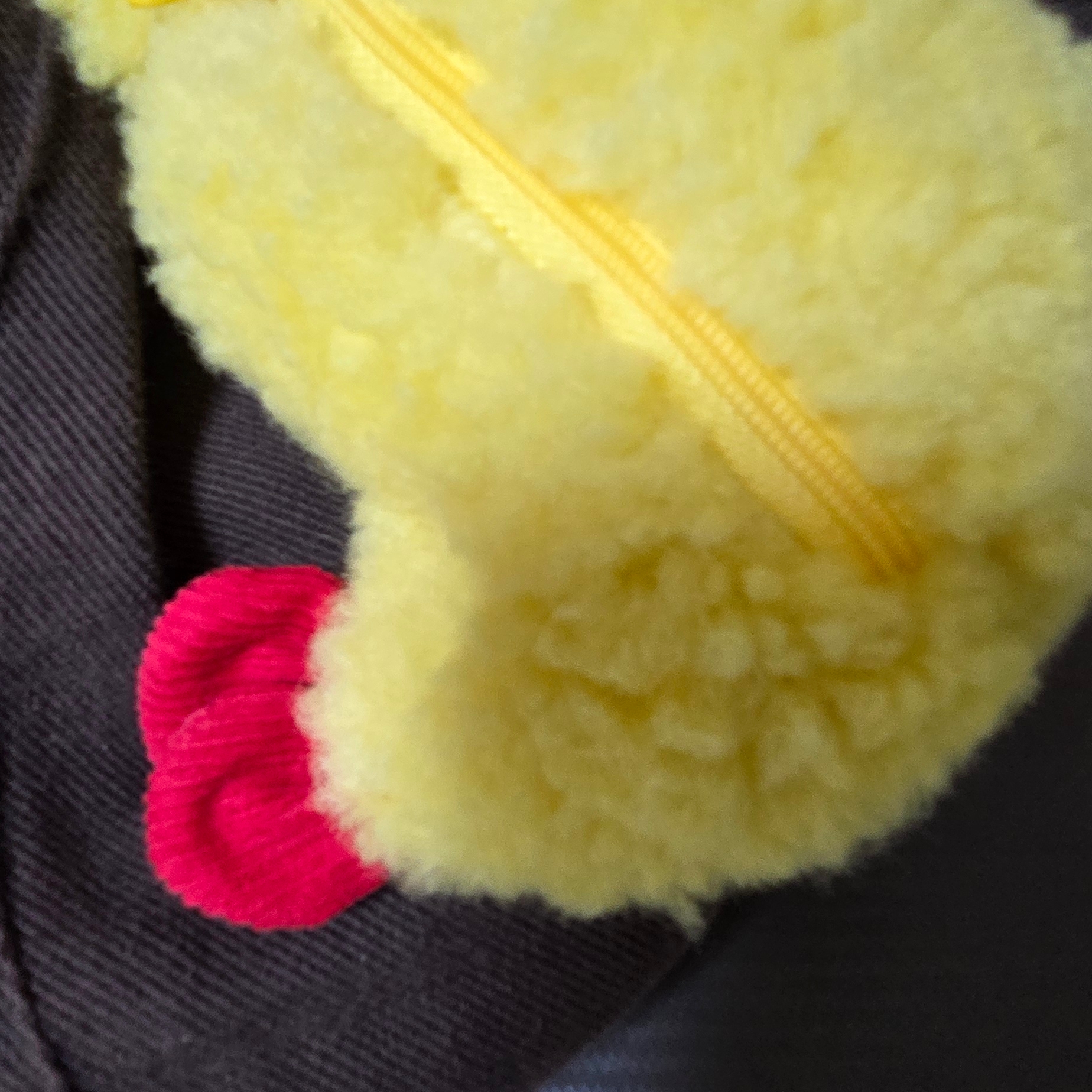 Pop Mart Labubu The Monsters Wacky Mart Series Earphone Case 착용 스타일 - 2