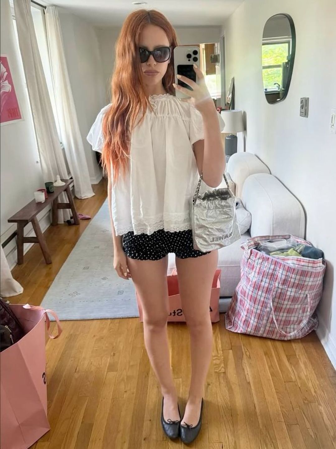 Margarin Fingers Lace Scotch Blouse White, (W) Idang Club Sailor Blouse Pink 착용 스타일 - 2