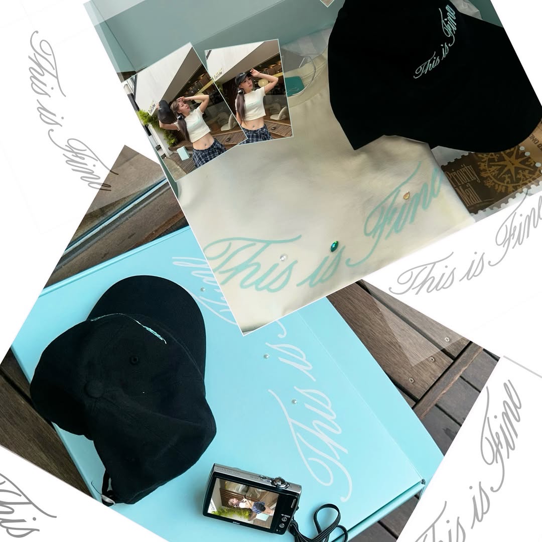 THIS IS FINE Cropped Signature Tee Cream, THIS IS FINE Signature Ball Cap Black 착용 스타일 - 6