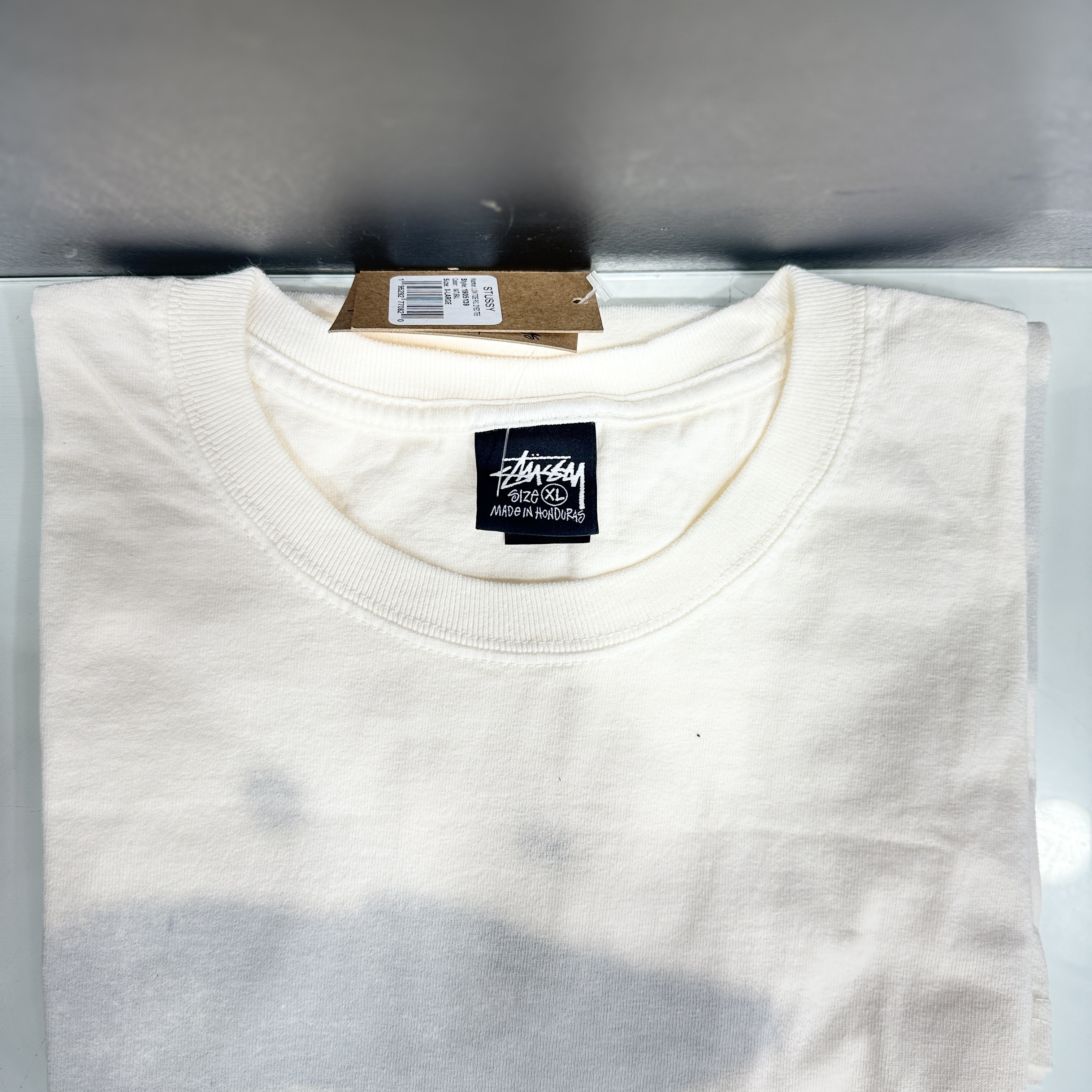 Stussy Low Tide Pigment Dyed T-Shirt Natural 착용 스타일 - 1