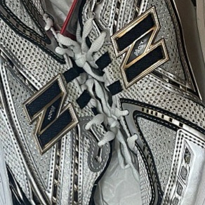 New Balance 1906R White Gold 착용 스타일