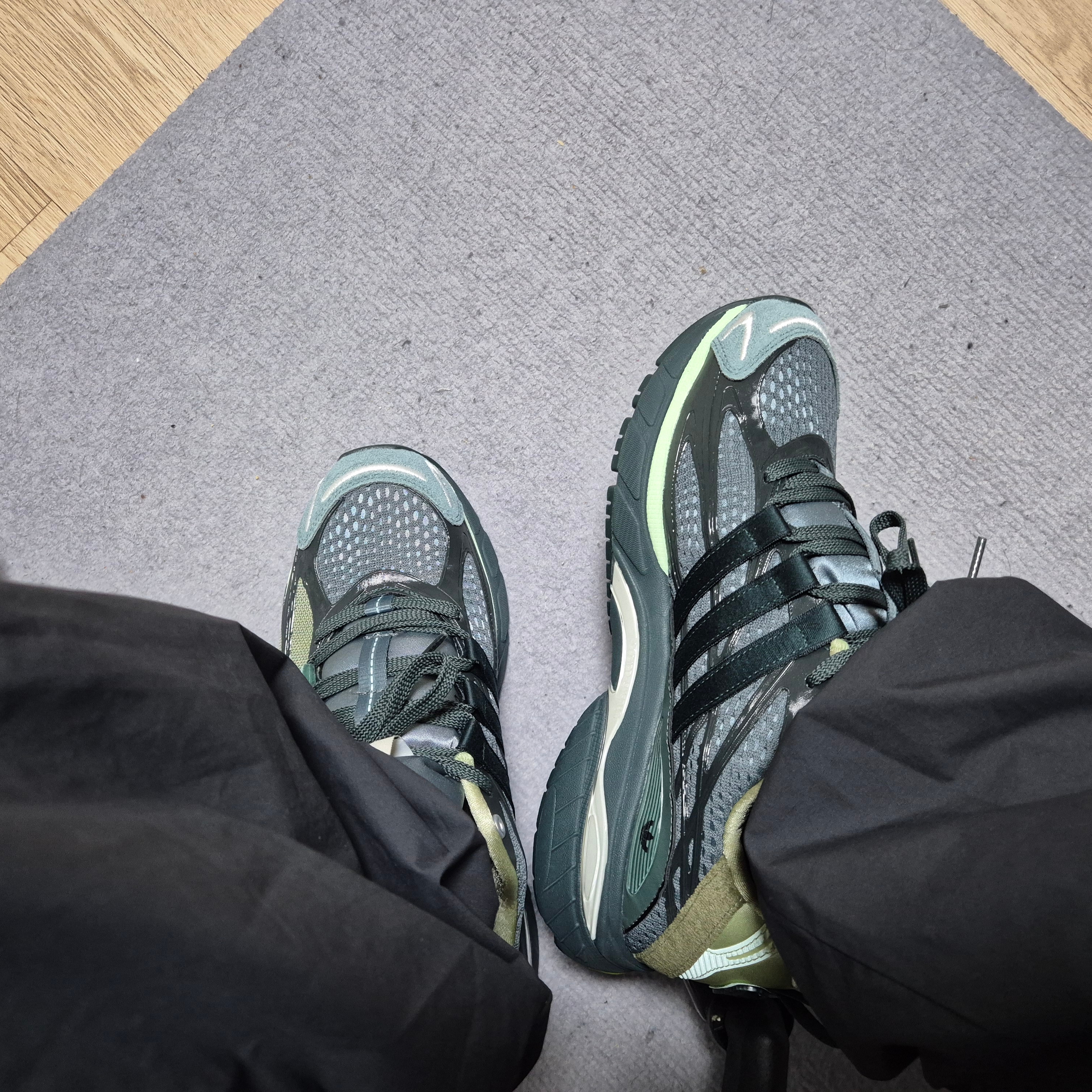 Adidas x Song for the Mute Adistar Cushion Shadow Green College Green 착용 스타일 - 4