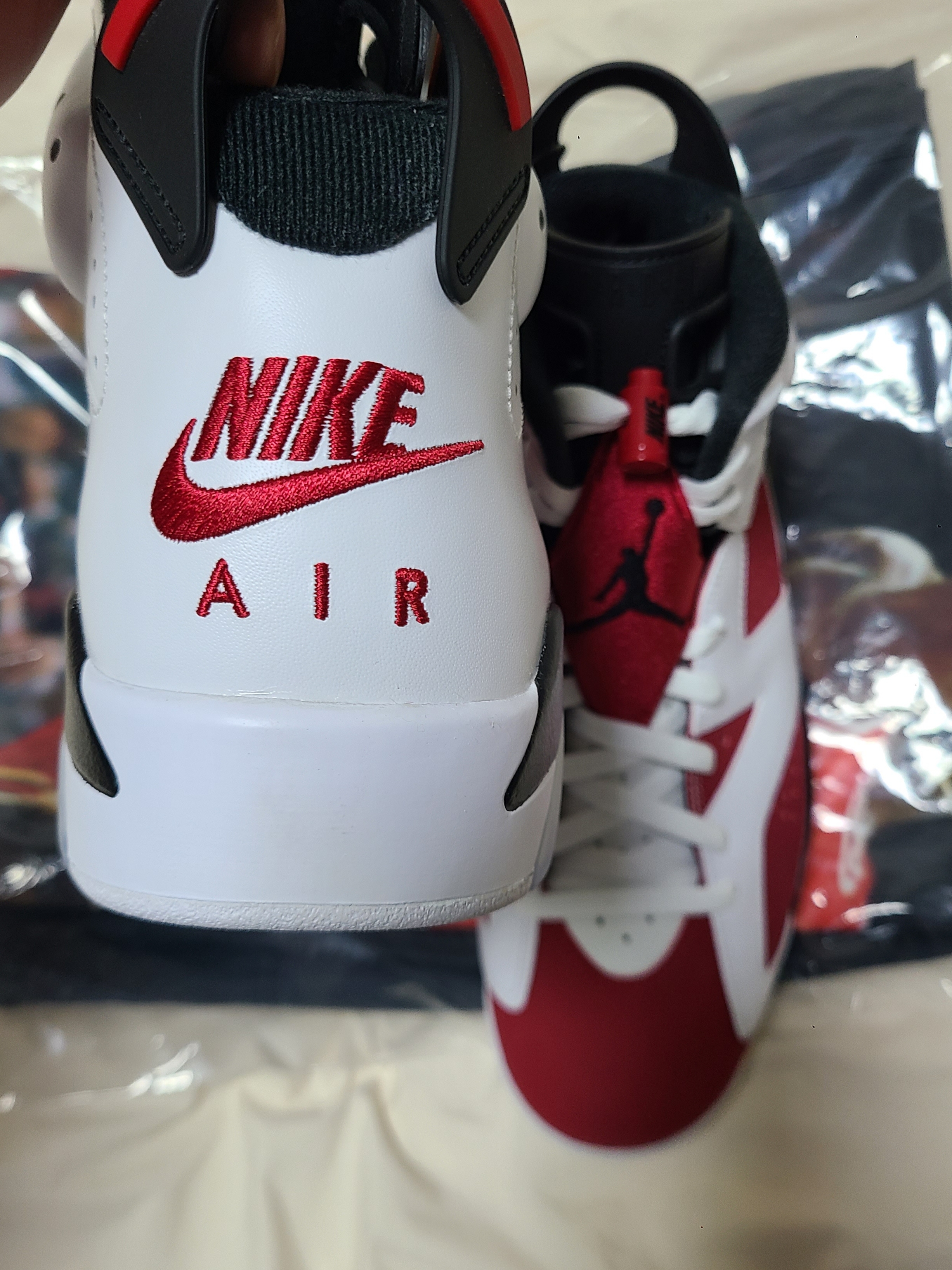 Jordan 6 Retro Carmine 2021 착용 스타일 - 4