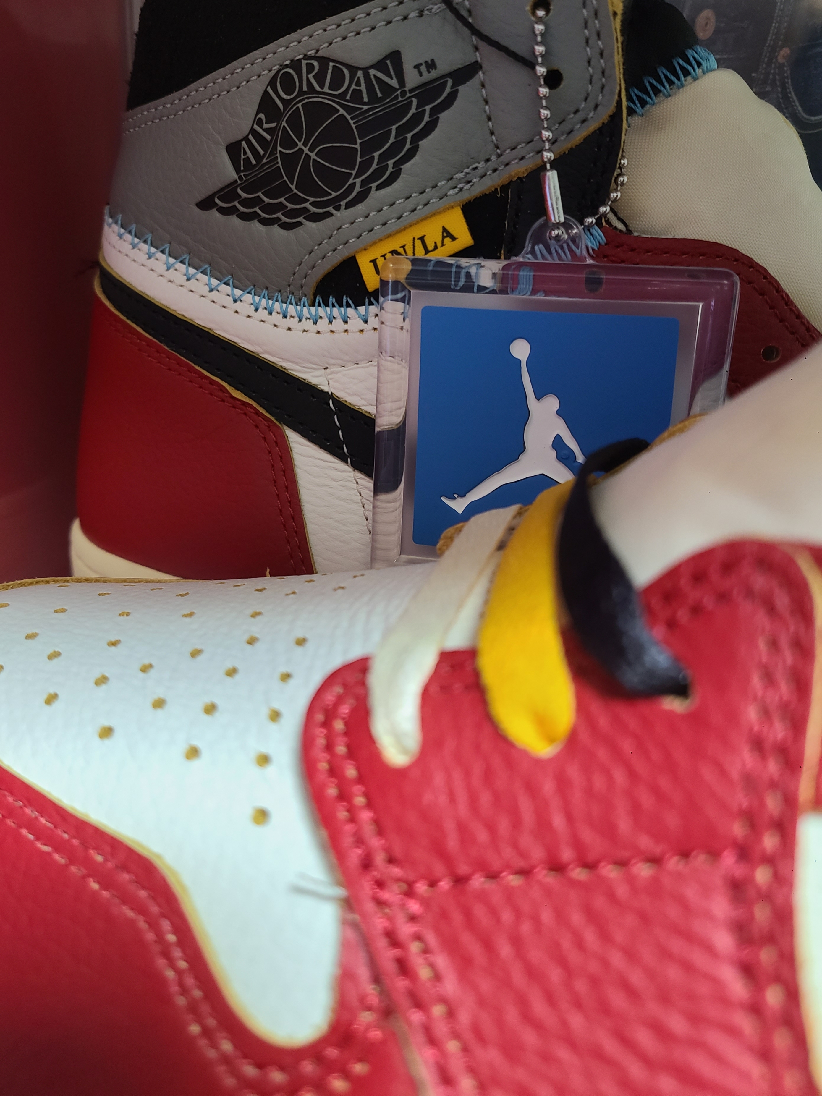 Jordan 1 x Union Retro High OG Chicago Shadow 착용 스타일 - 2