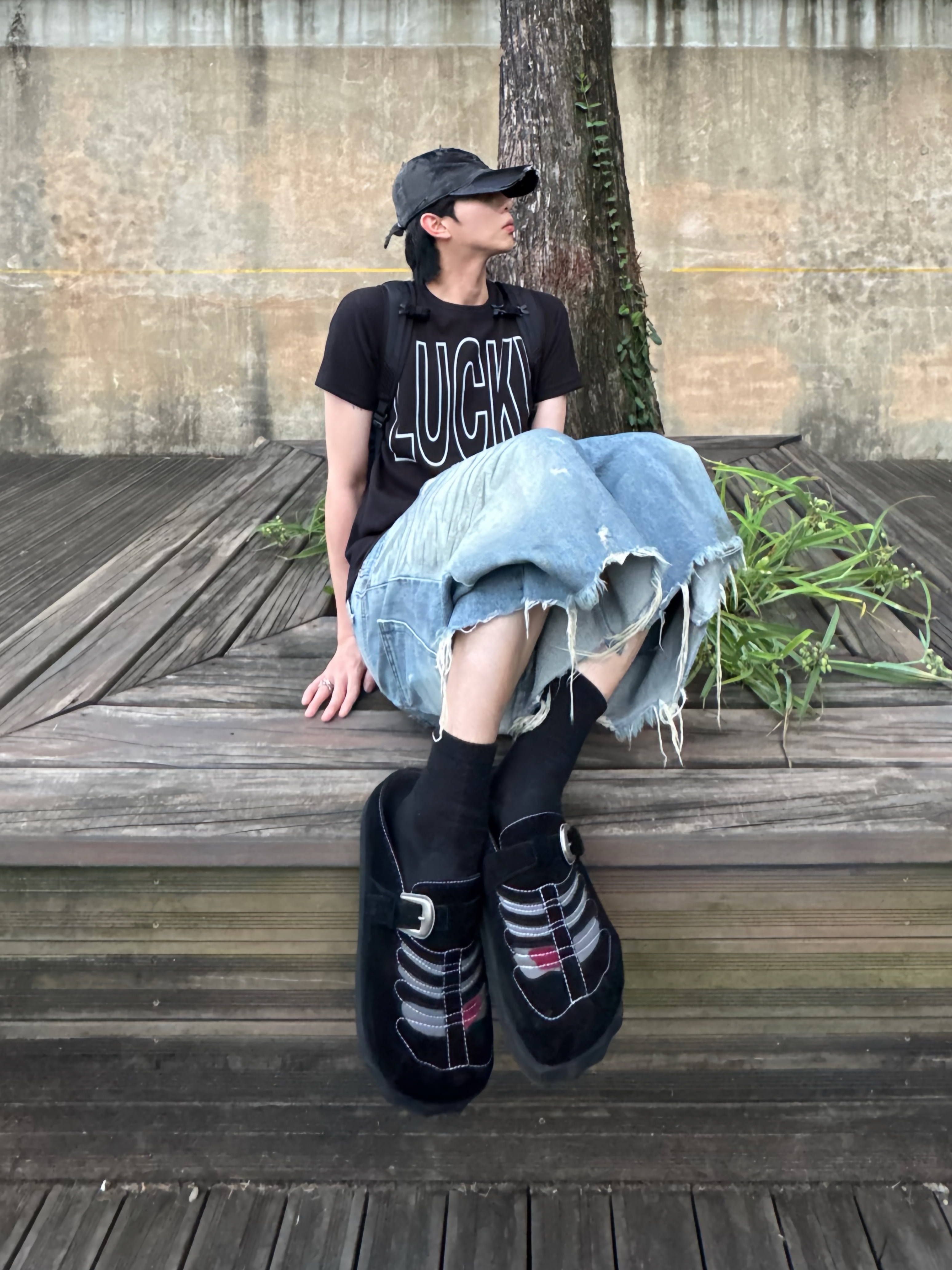 Project G/R Reworked Bermuda Shorts Blue, Salomon Trailblazer 10 Black 착용 스타일 - 1