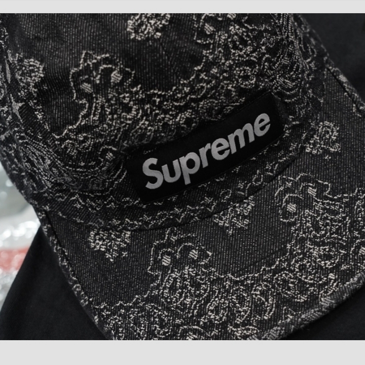 Supreme Bandana Jacquard Denim Camp Cap Black - 25SS 착용 스타일 - 1