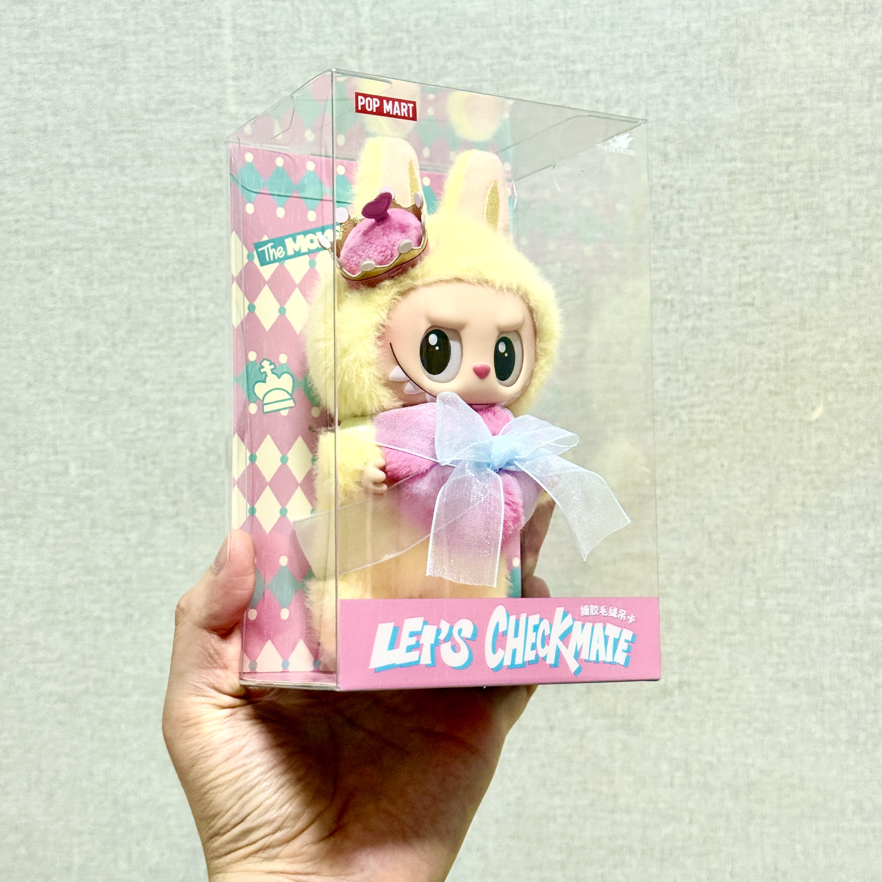 Pop Mart The Monsters Checkmate Series Plush Keyring 착용 스타일 - 2