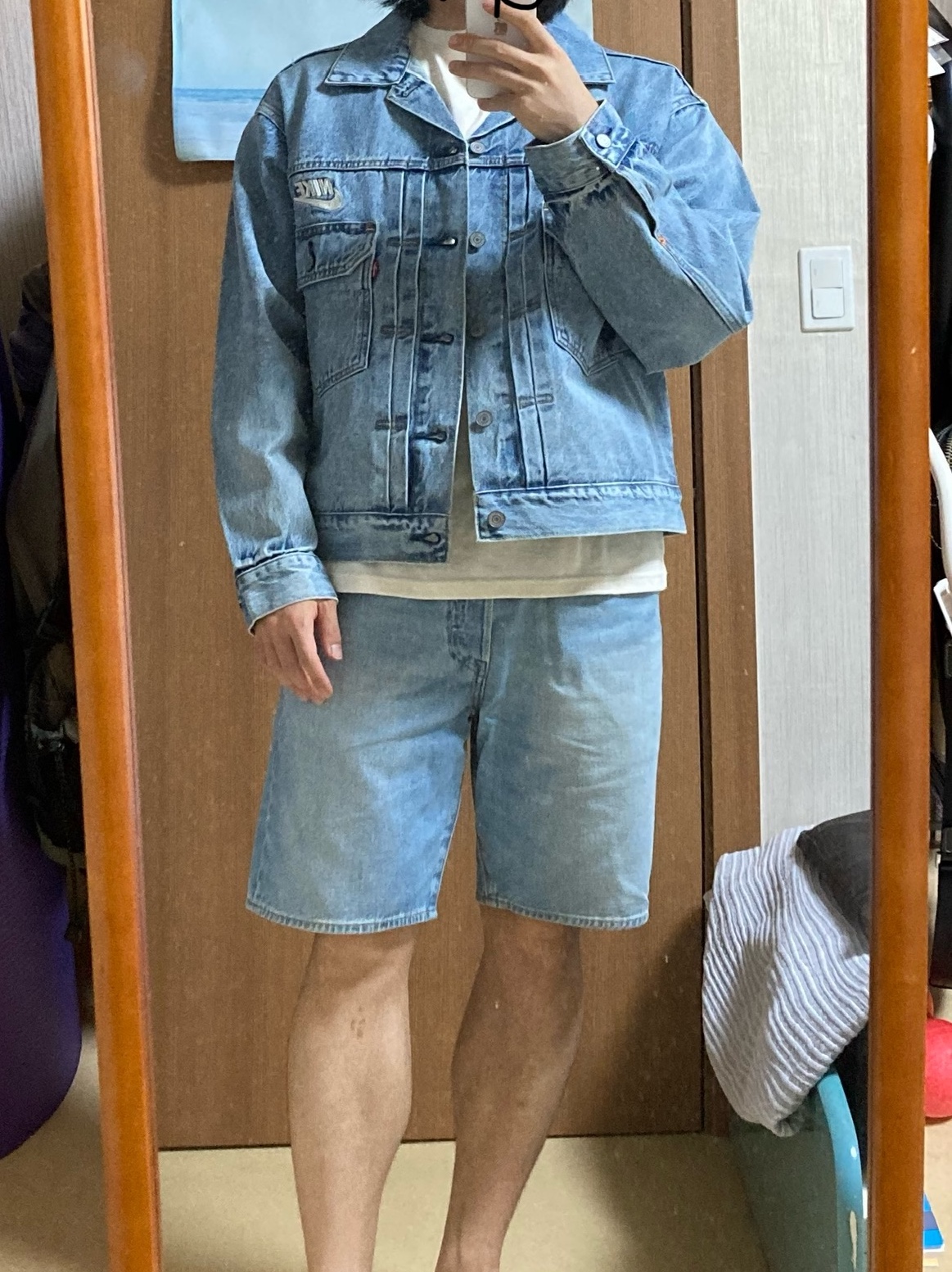 Levi's x Nike Trucker Jacket Light Blue 착용 스타일 - 3