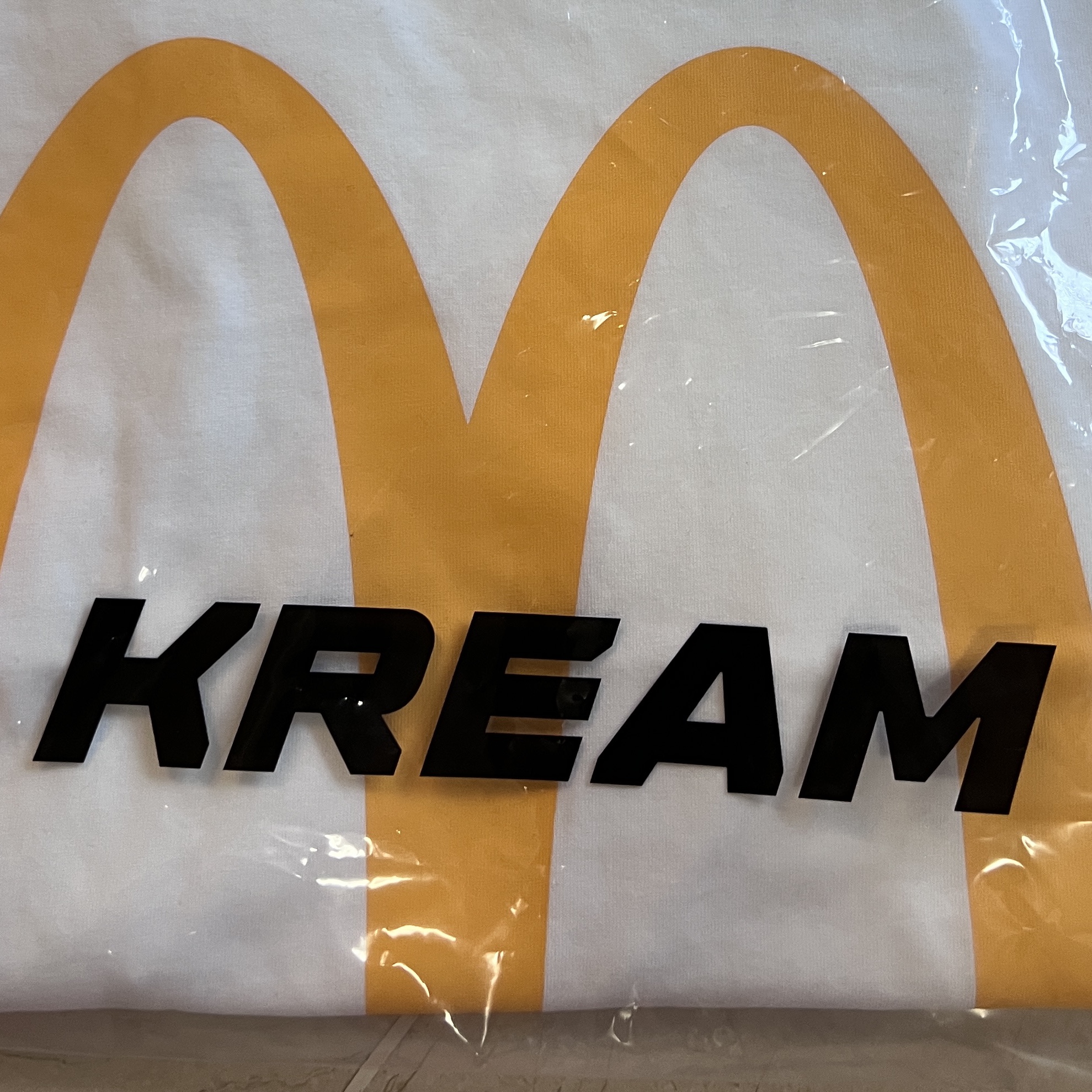 Palace x McDonald's Logo T-Shirt White - 23FW 착용 스타일