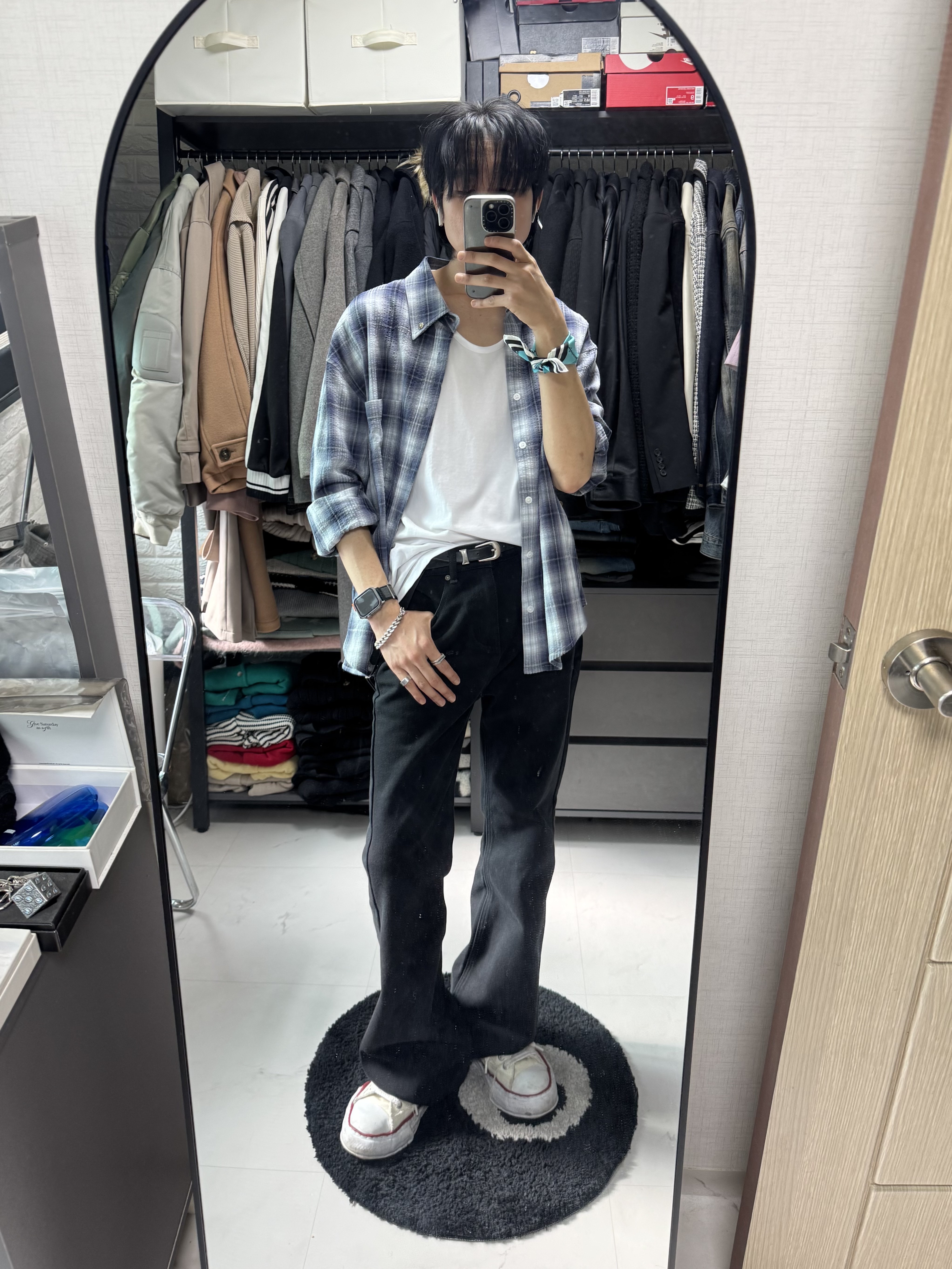 G-DRAGON Ubermensch Light Stick Scarf & Scarf Ring Set, Maison Mihara Yasuhiro Peterson OG Sole Canvas Low-top Sneakers Natural 착용 스타일 - 1