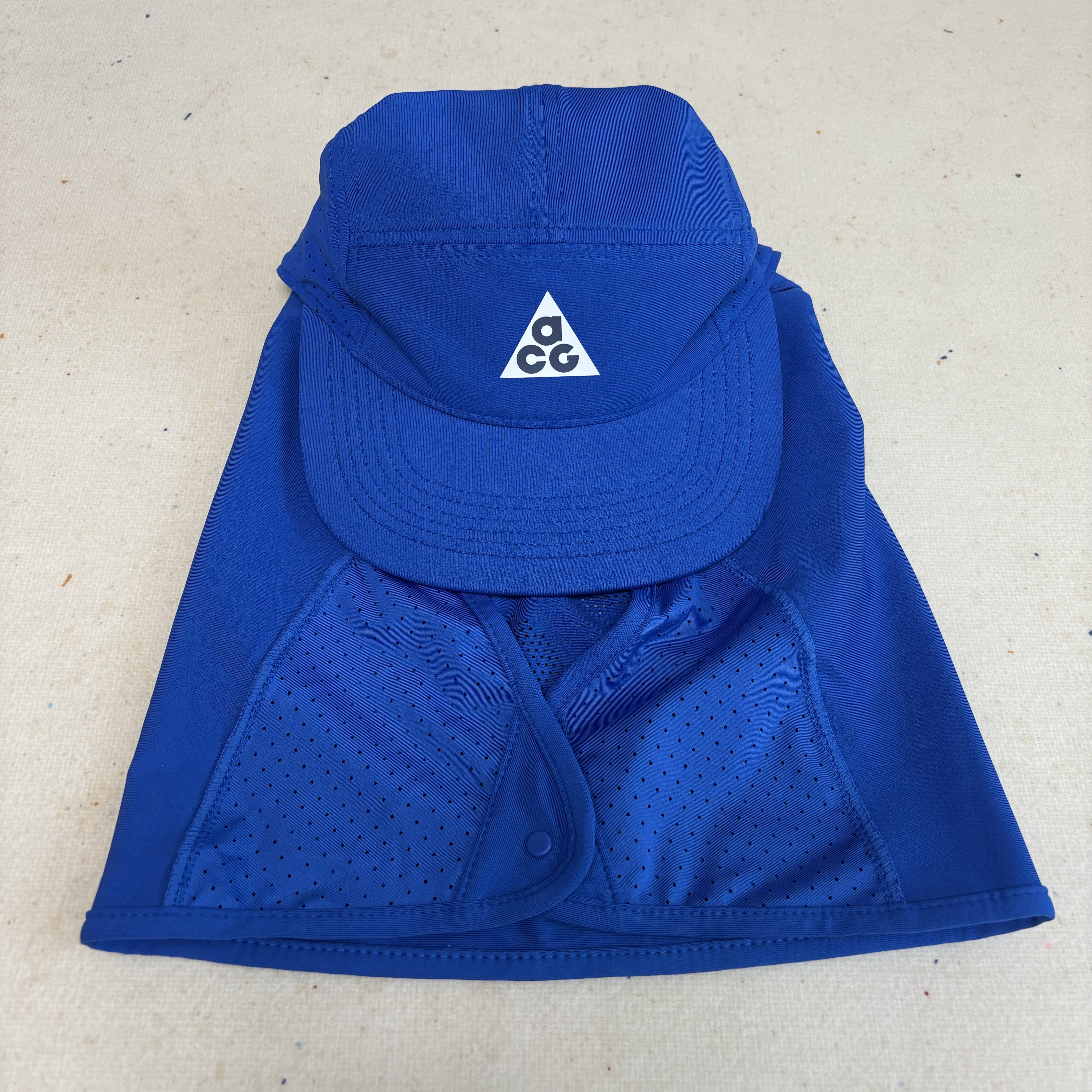 Nike ACG Fly Cap Game Royal 착용 스타일