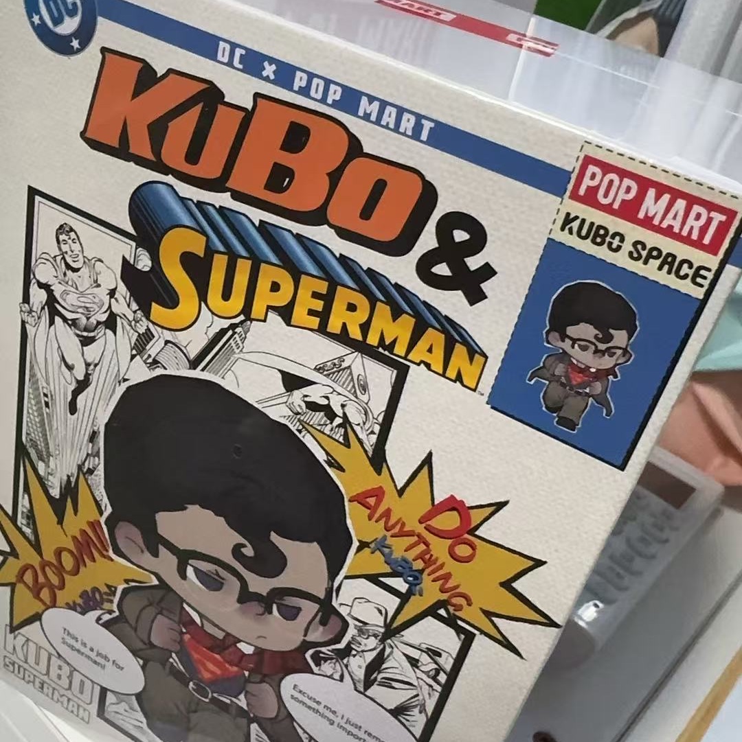 Pop Mart Superman Kubo Figurine 착용 스타일