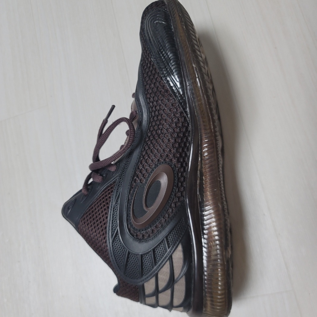 Asics x Kiko Kostadinov Gel-Sokat 2 Coffee 착용 스타일