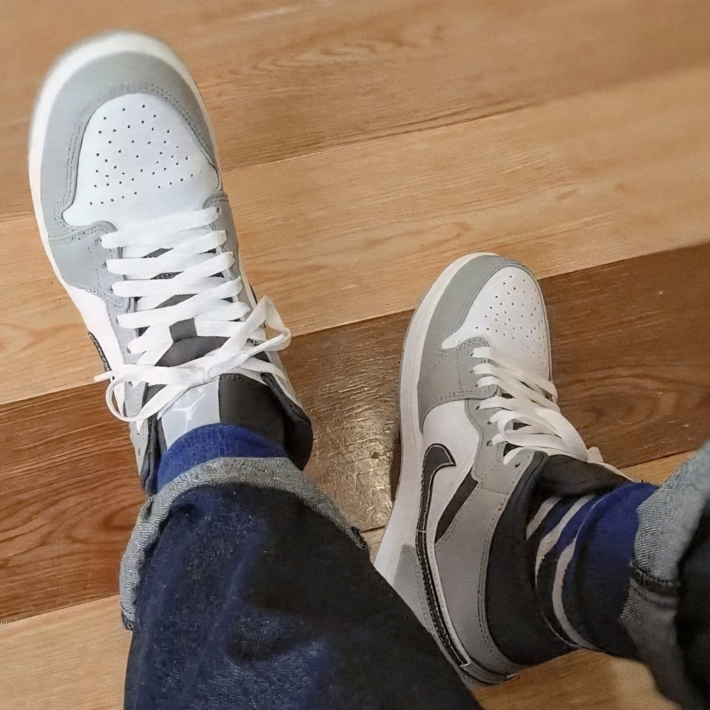 Jordan 1 Mid Light Smoke Grey Anthracite 착용 스타일