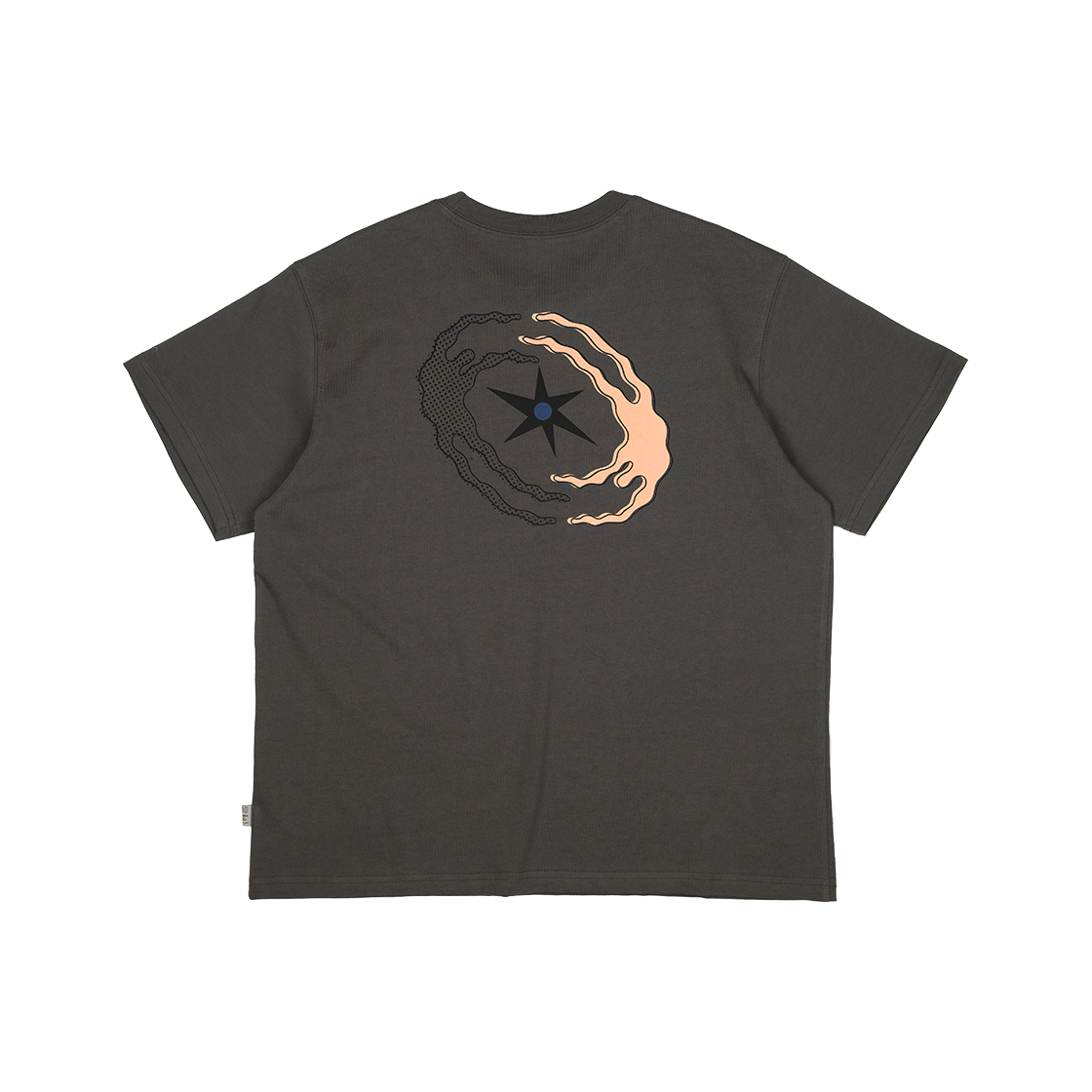 에메모가든 스피닝 배럴 티셔츠(mmogarden Spining Barrel Tee)