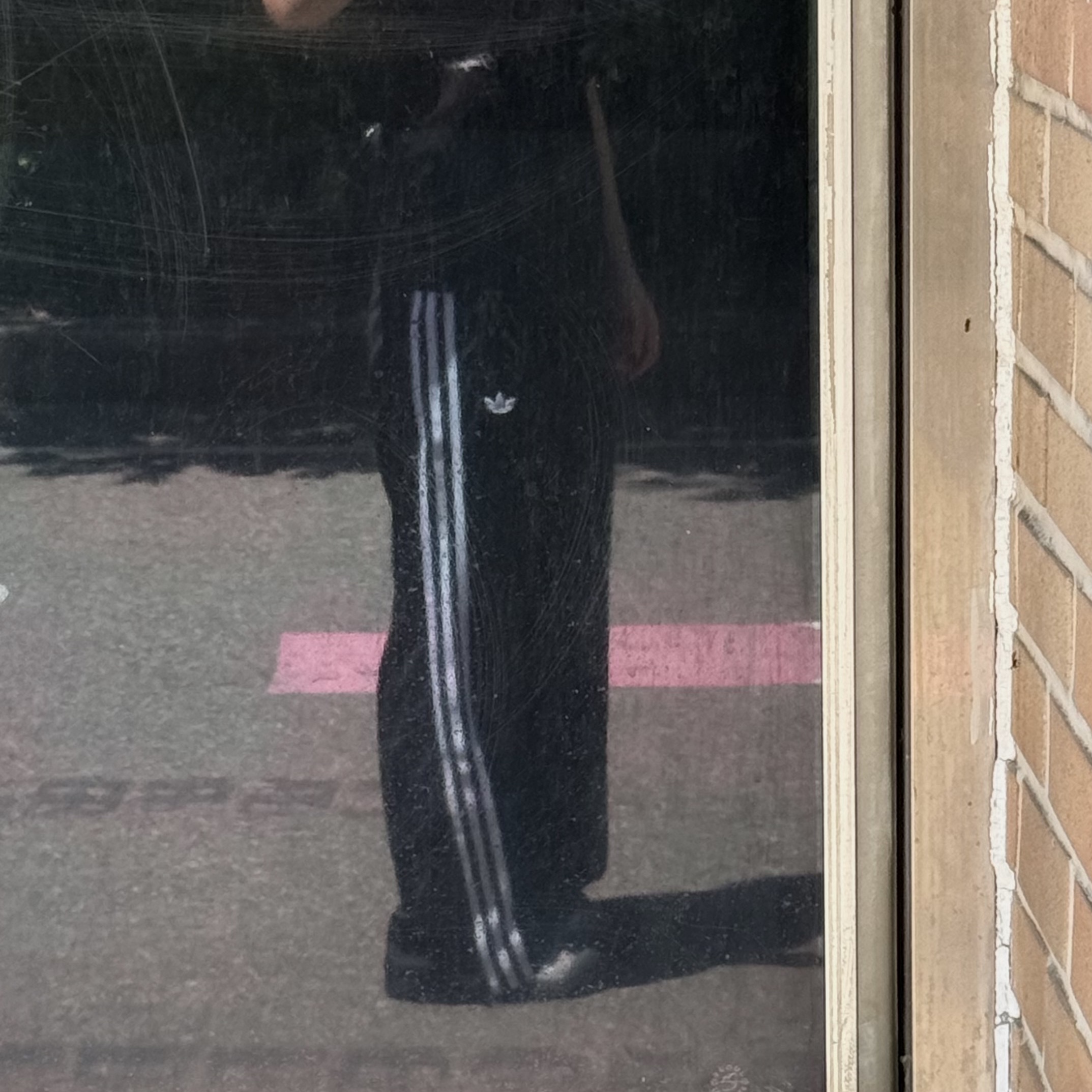 (W) Adidas Originals Firebird Loose Track Pants Black - KR Sizing, (W) Keen Newport H2 Grey Smoke Blue 착용 스타일 - 1