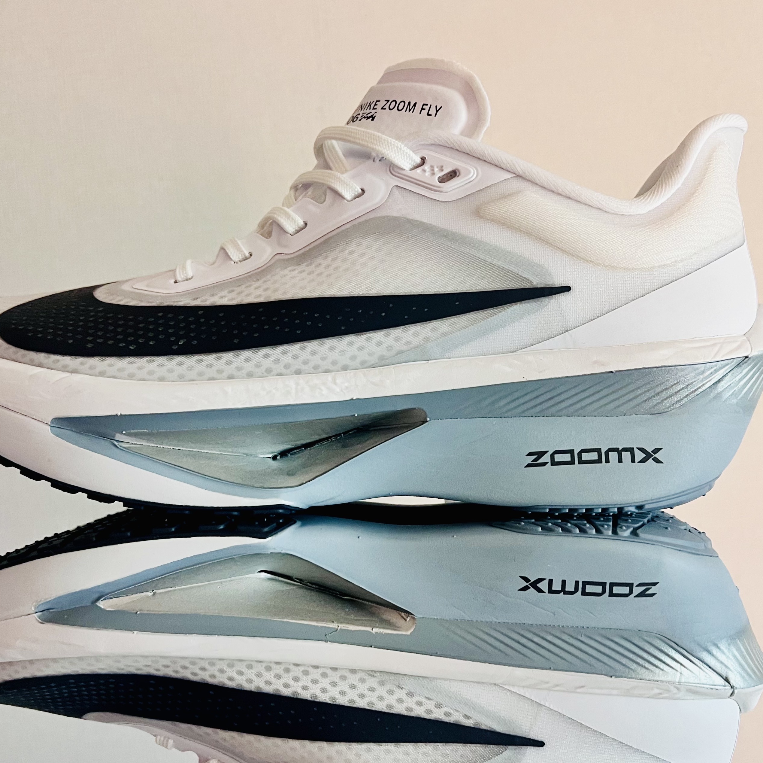 Nike Zoom Fly 6 White Pure Platinum 착용 스타일 - 1