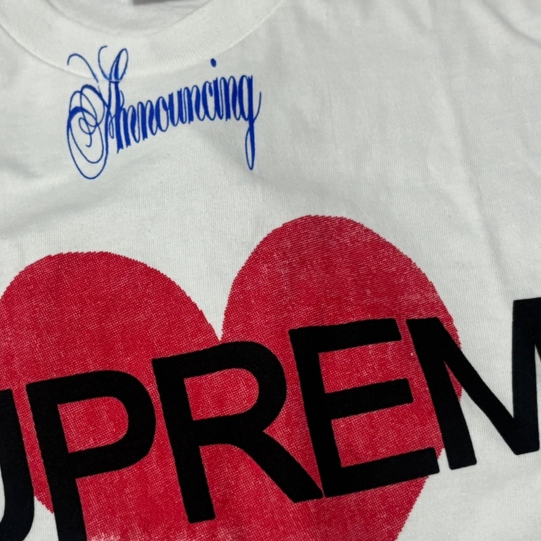 Supreme Announcing T-Shirt White - 25SS 착용 스타일