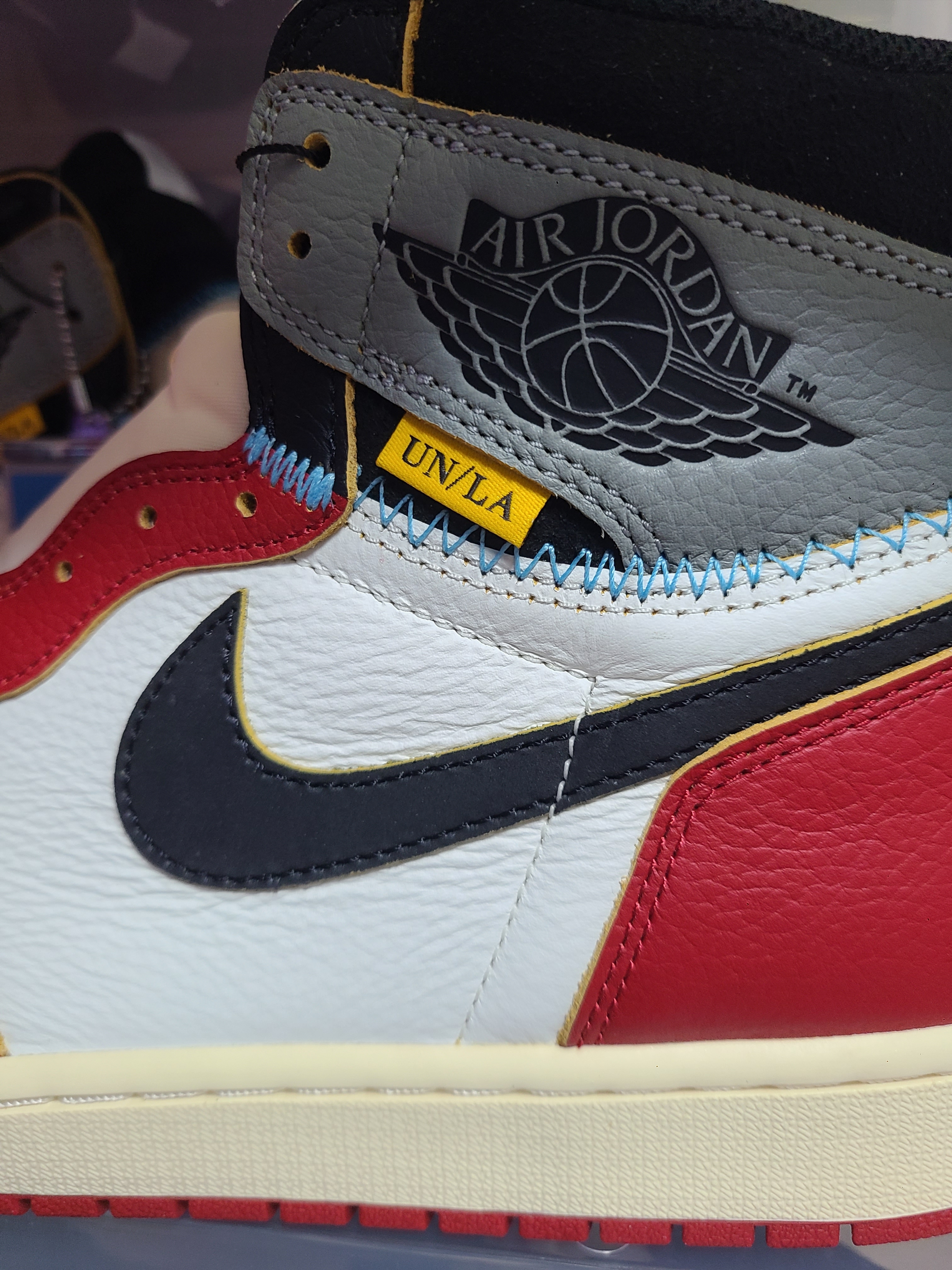 Jordan 1 x Union Retro High OG Chicago Shadow 착용 스타일 - 1