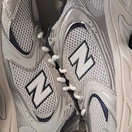 New Balance 530 Steel Grey 착용 스타일