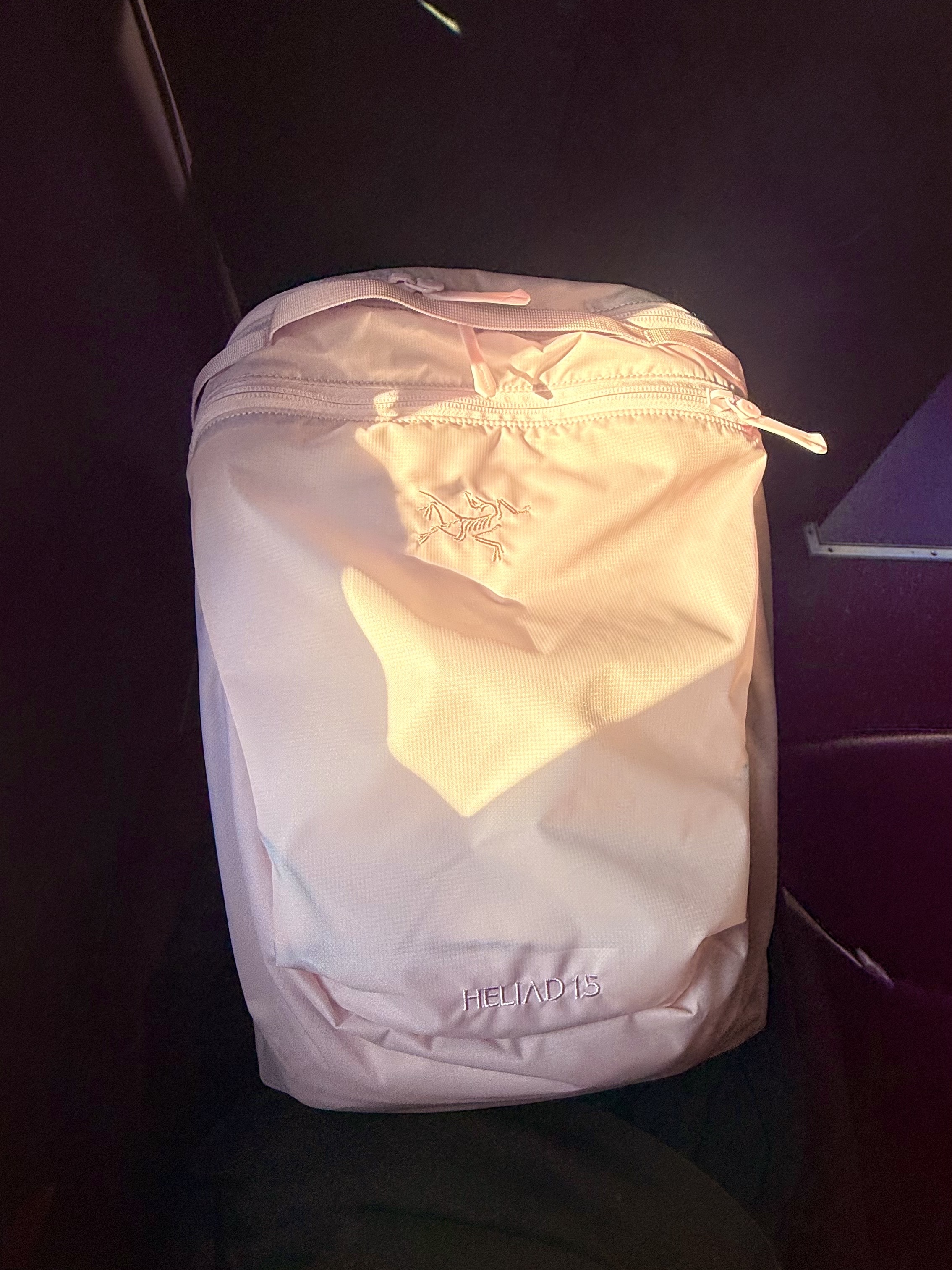 Arc'teryx Heliad 15 Backpack Pink Glow 착용 스타일 - 2