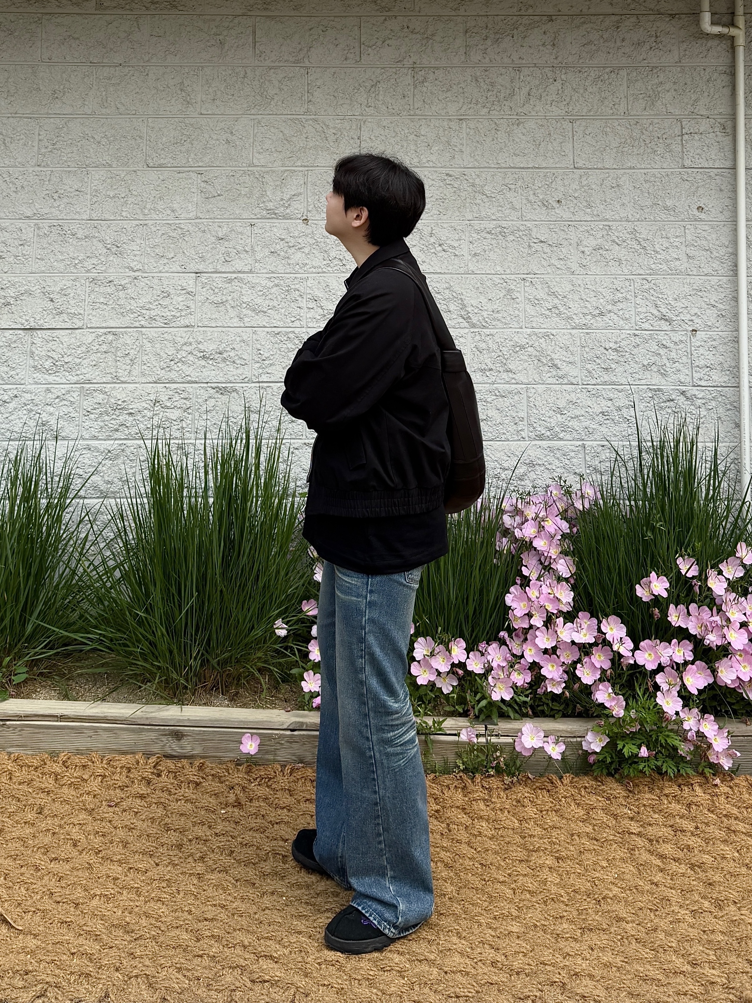 TNGT Semi Over-fit Washed Cotton Blouson Black, Reebok x Needles Beatnik Moc Core Black Extreme Purple 착용 스타일 - 3
