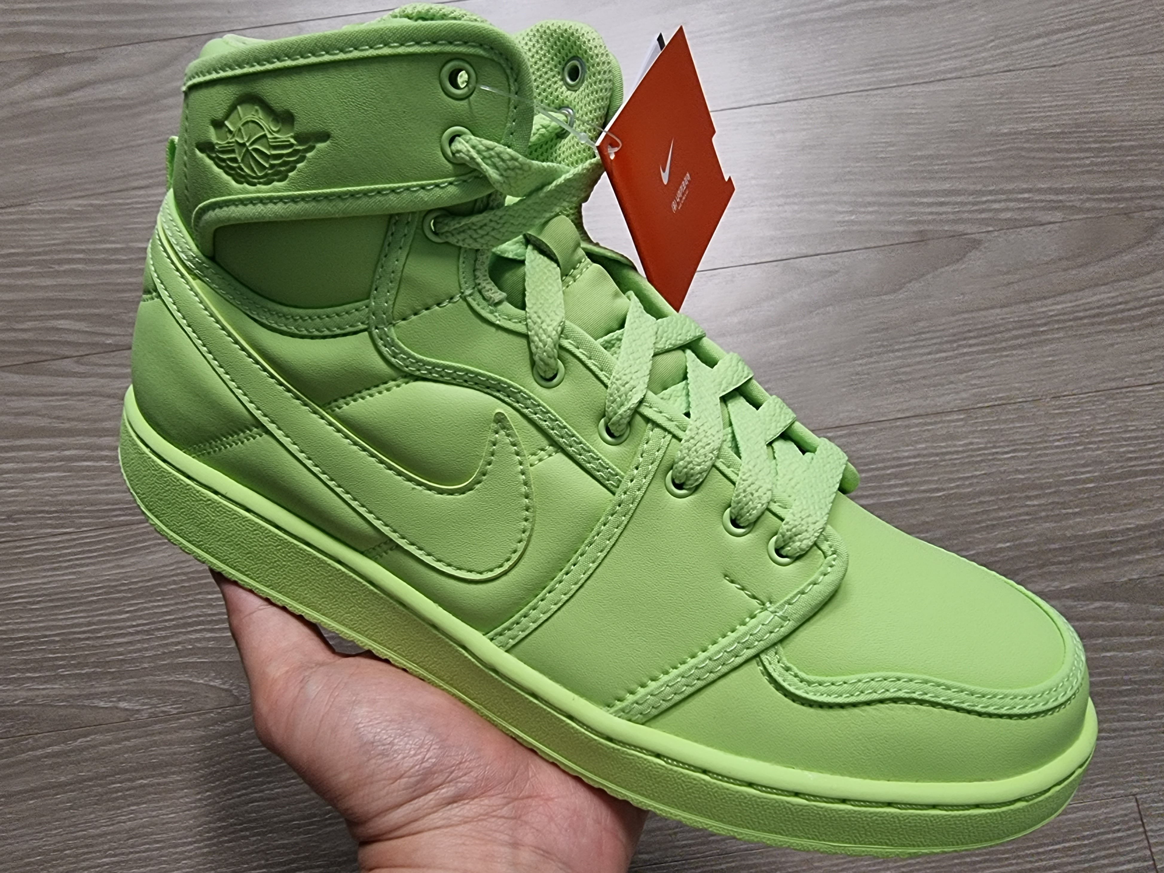 (W) Jordan 1 x Billie Eilish KO SP Lime Green 착용 스타일