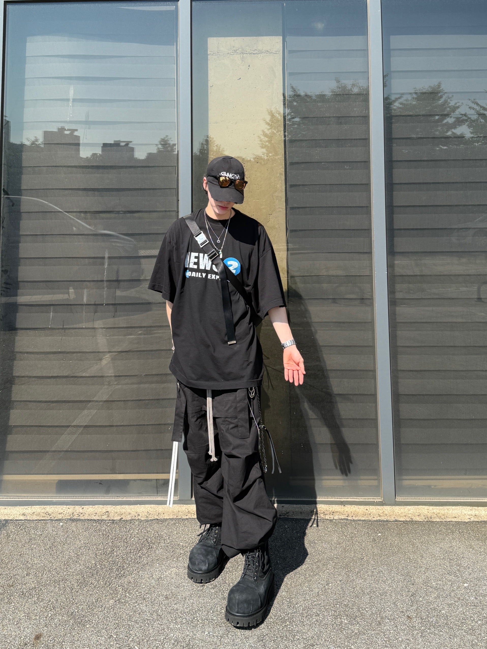 Nonnod Puckering News T-shirt Vintage black, Civision by CSC Sinners Cap 착용 스타일 - 7